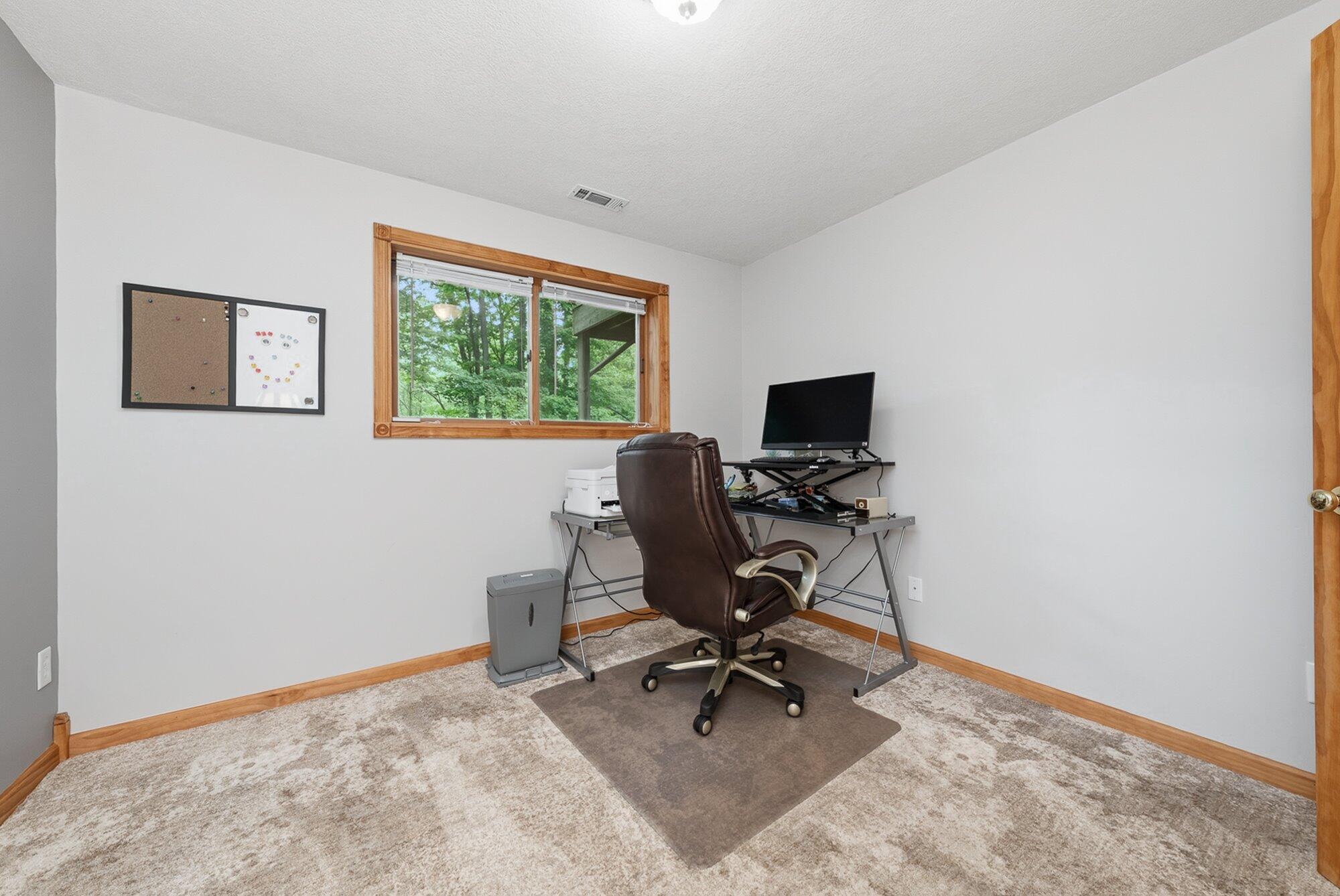 5602 Emneth Avenue Kalamazoo MI 49009