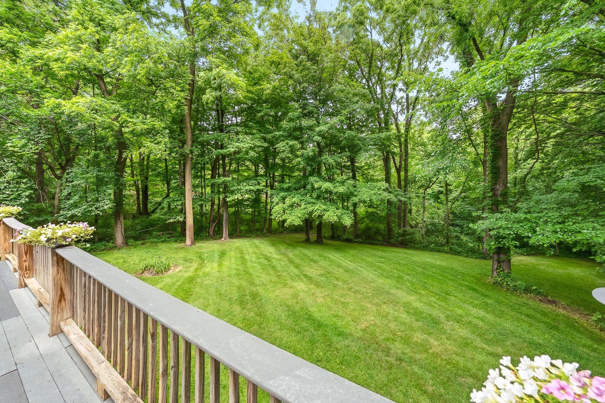 5602 Emneth Avenue Kalamazoo MI 49009