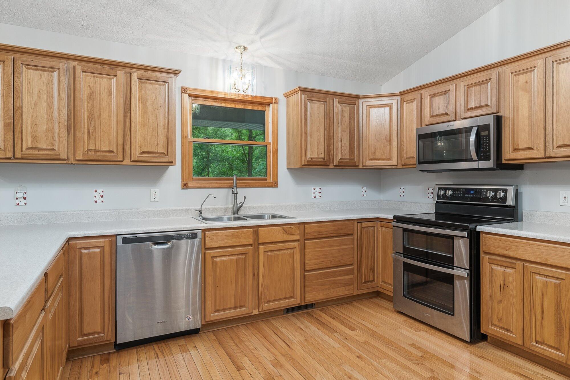 5602 Emneth Avenue Kalamazoo MI 49009