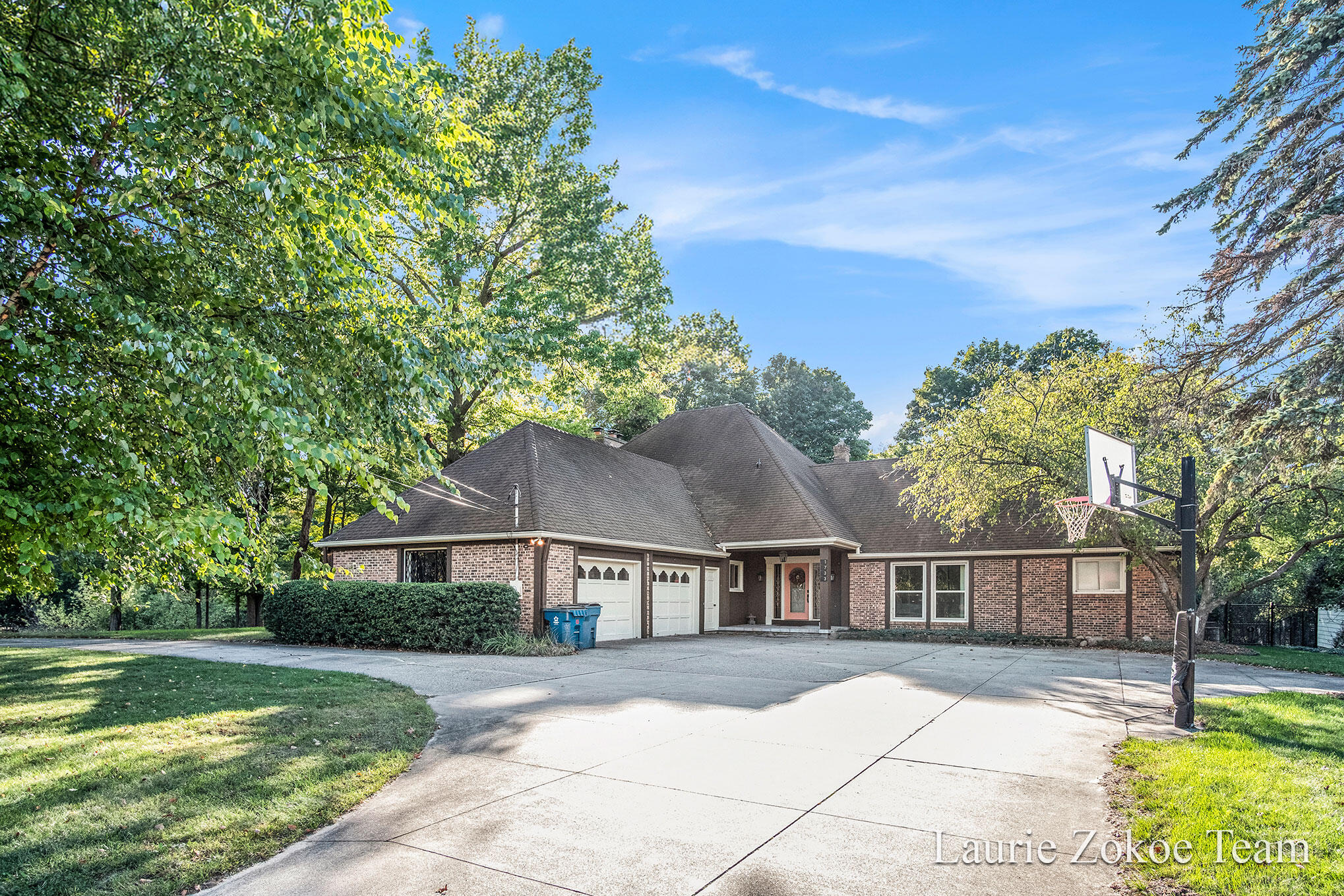 1733 Whitmore Avenue NW Grand Rapids MI 49534