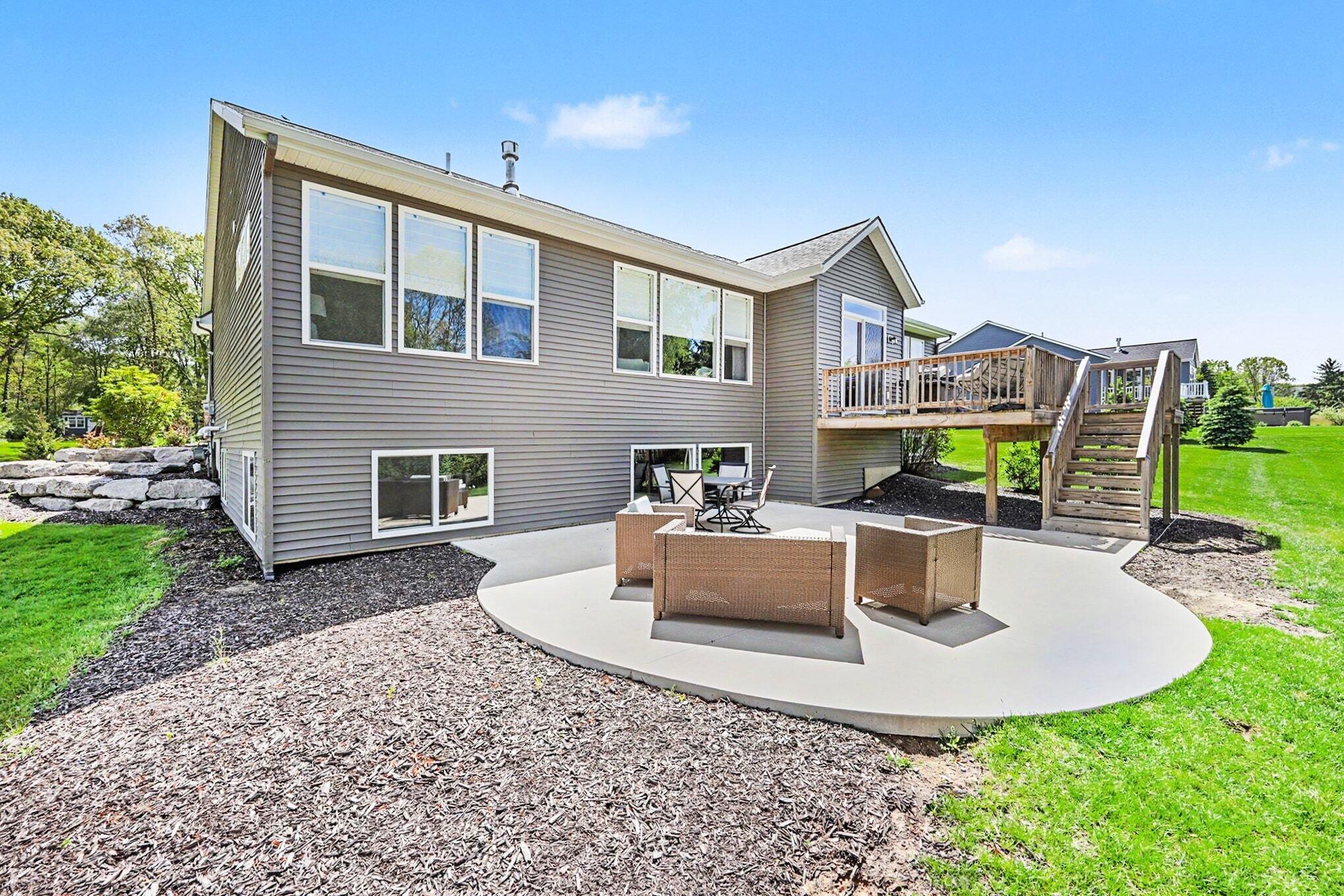 3499 Wolven Ridge Drive NE Rockford MI 49341