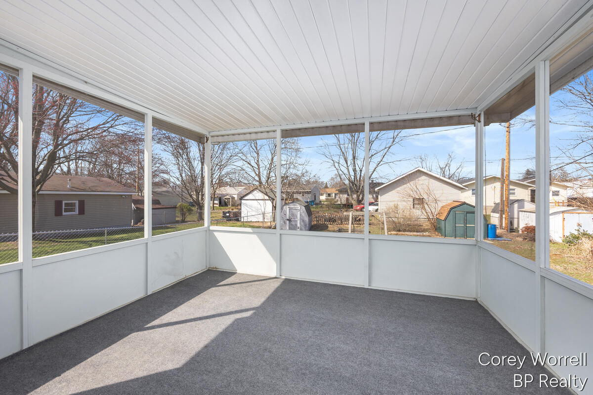 1427 Grant Avenue Grand Haven MI 49417