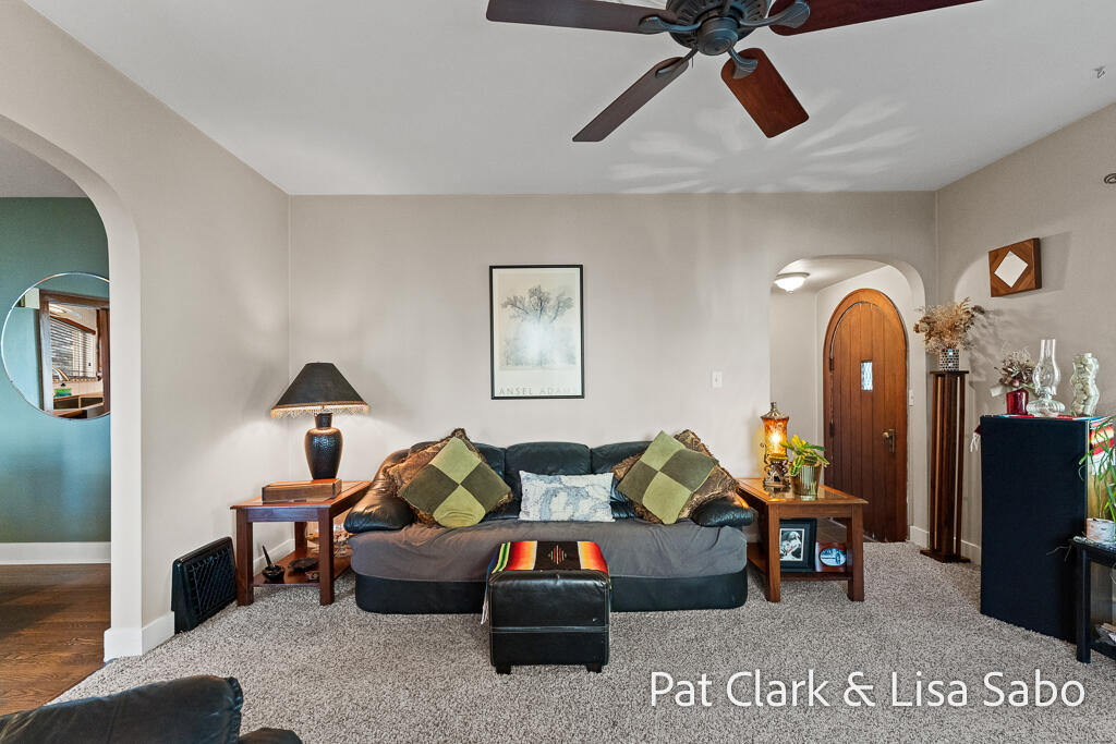 1032 Columbus Avenue Grand Haven MI 49417