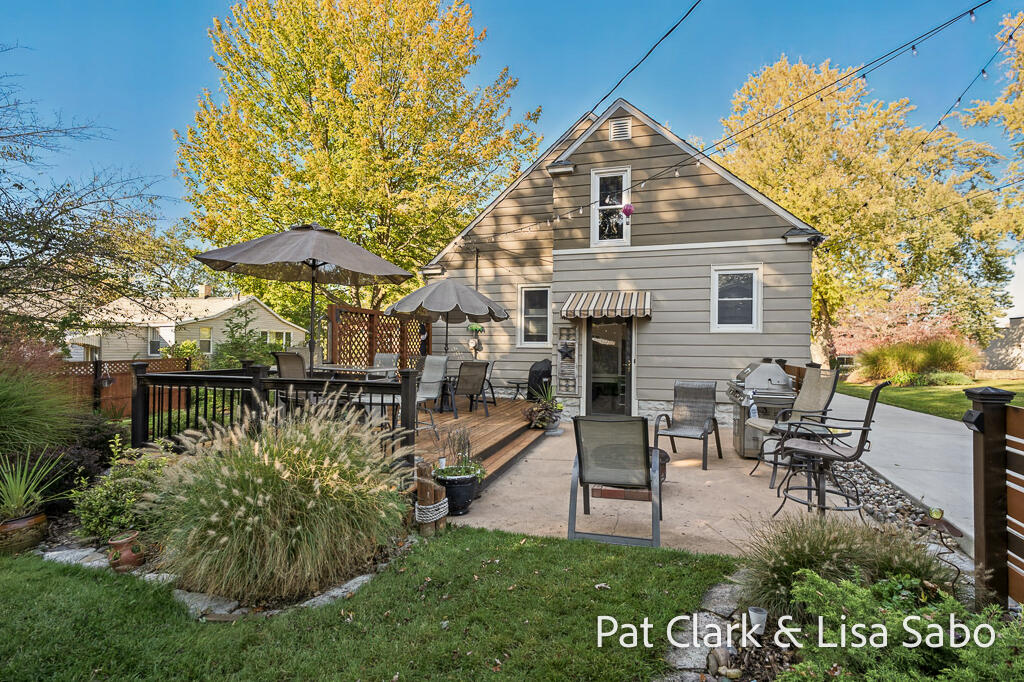 1032 Columbus Avenue Grand Haven MI 49417