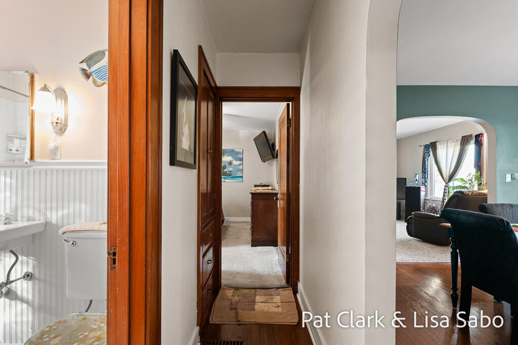 1032 Columbus Avenue Grand Haven MI 49417