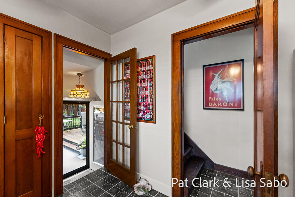 1032 Columbus Avenue Grand Haven MI 49417