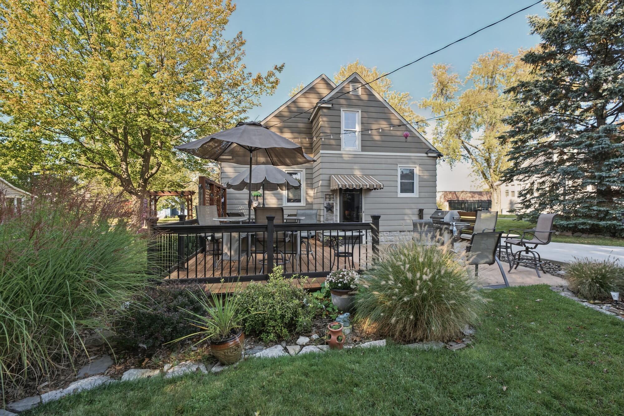 1032 Columbus Avenue Grand Haven MI 49417