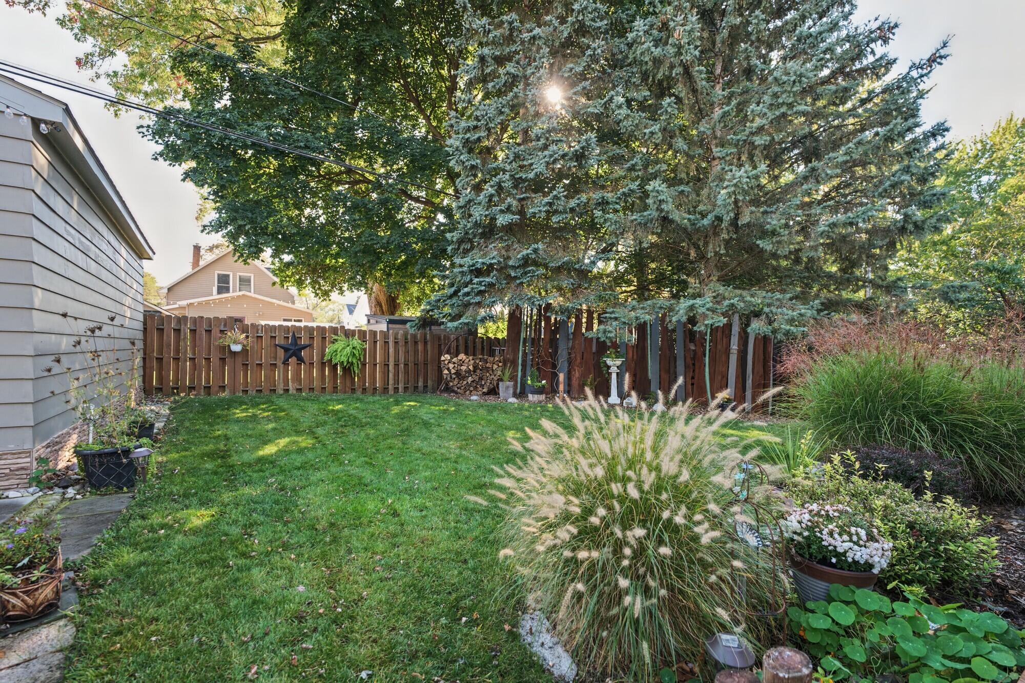 1032 Columbus Avenue Grand Haven MI 49417