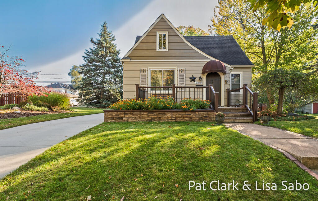 1032 Columbus Avenue Grand Haven MI 49417