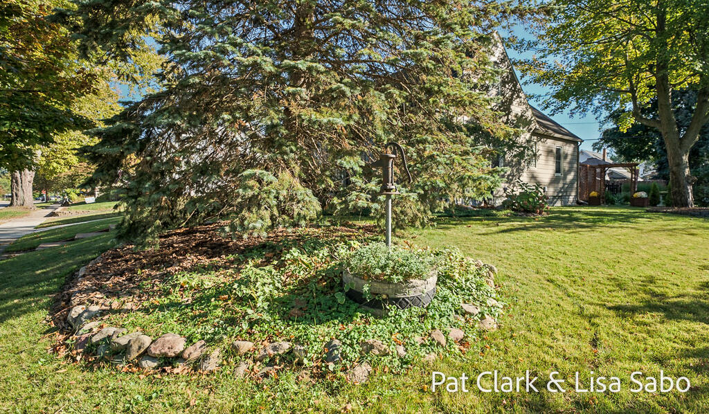 1032 Columbus Avenue Grand Haven MI 49417