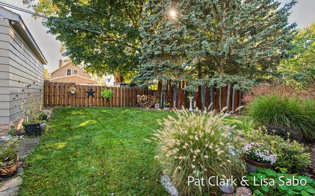 1032 Columbus Avenue Grand Haven MI 49417