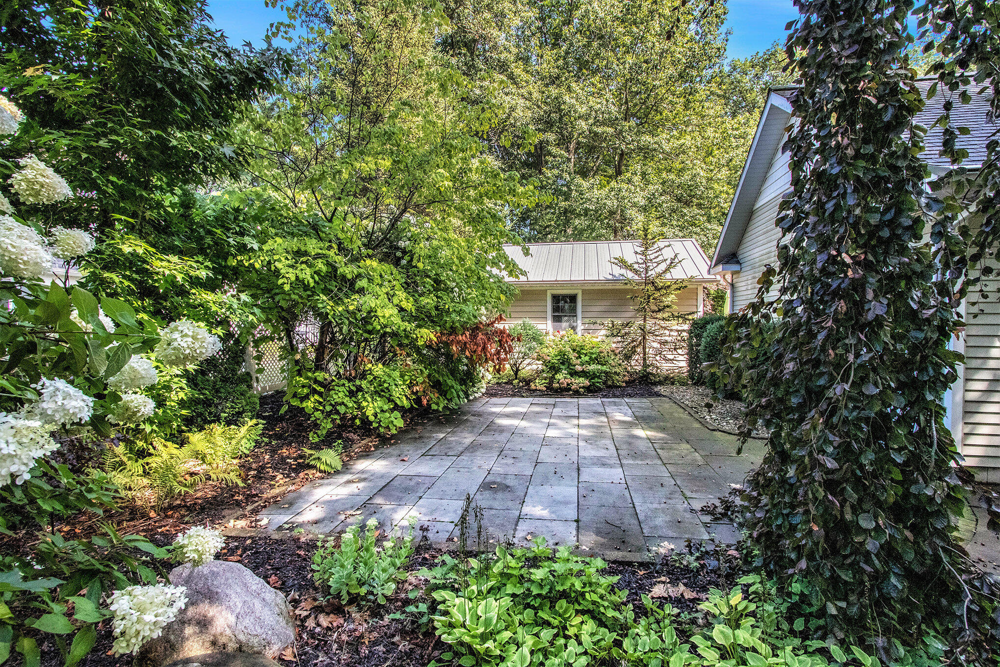 35 3rd Street South Haven MI 49090