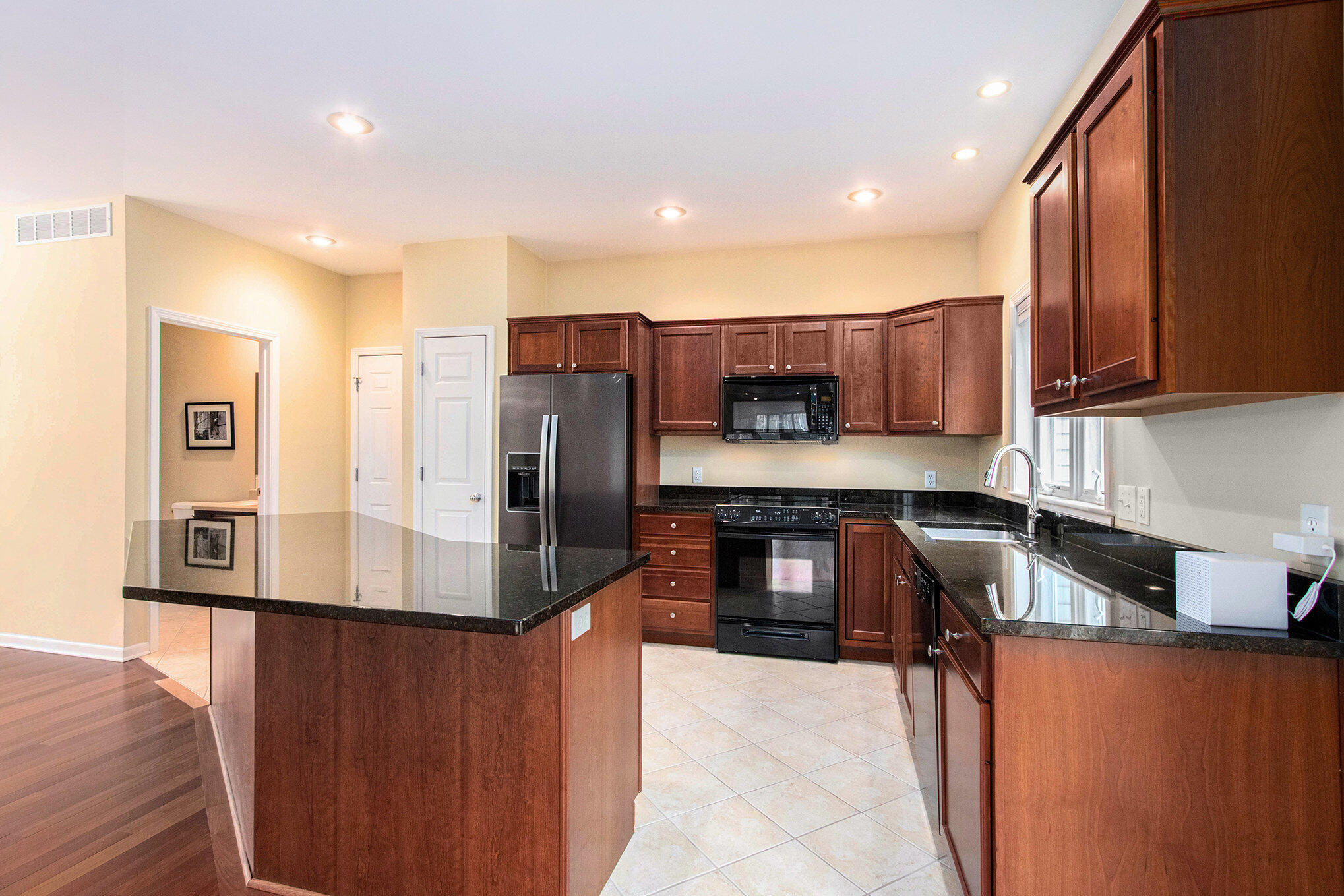 35 3rd Street South Haven MI 49090