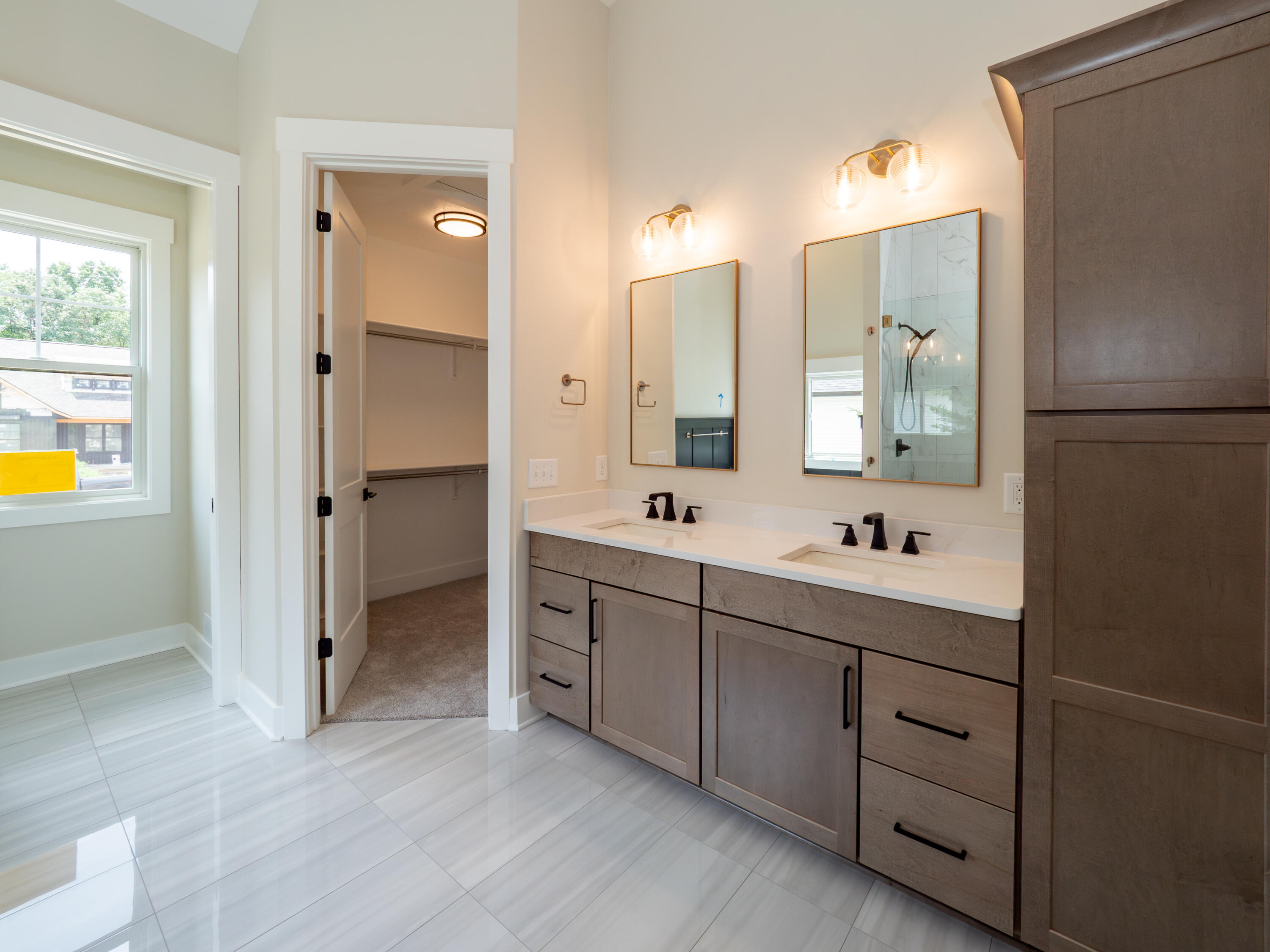 7872 Interlochen Street Kalamazoo MI 49009