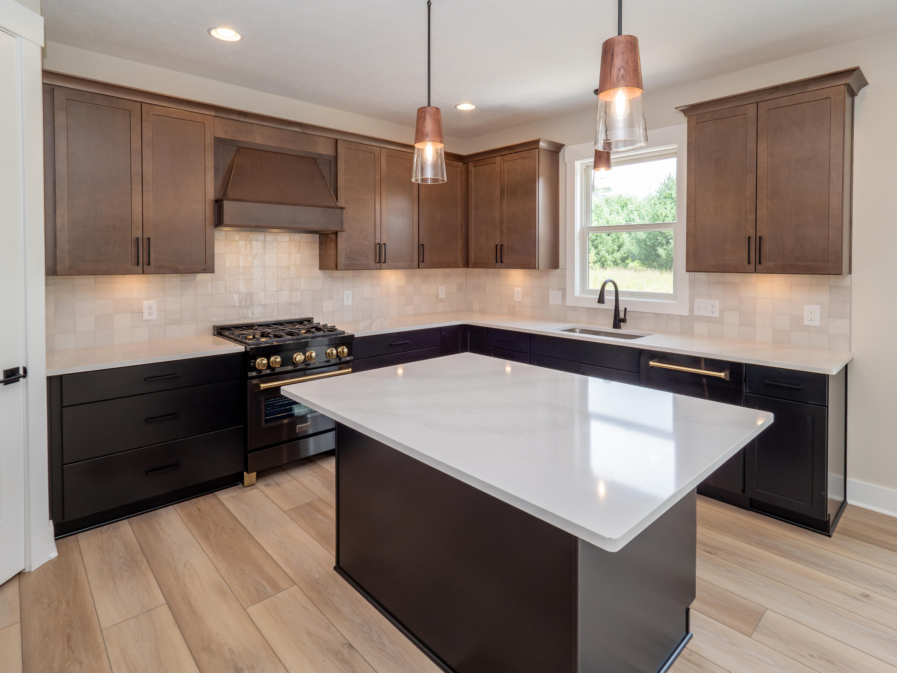 7872 Interlochen Street Kalamazoo MI 49009