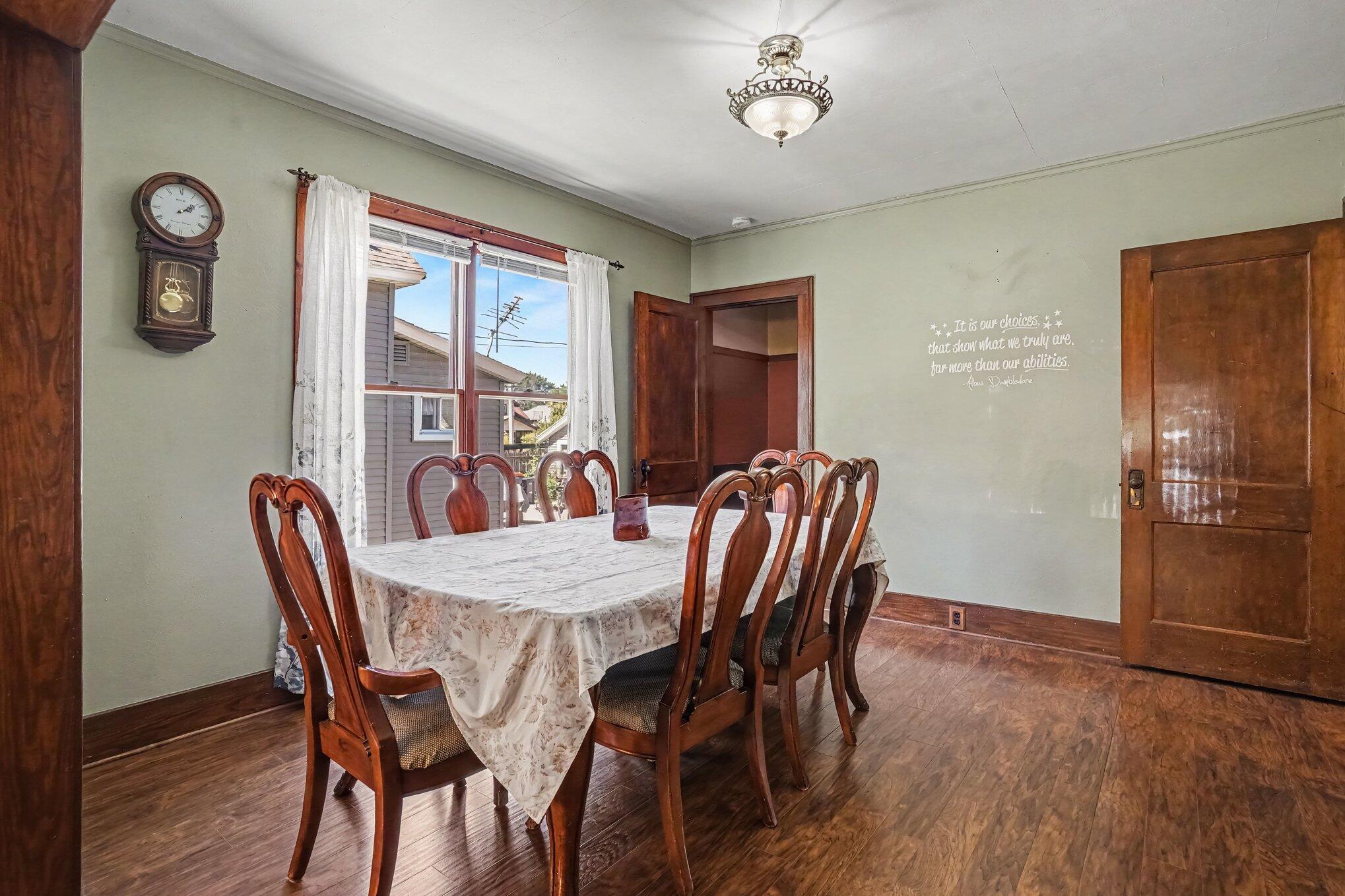 73 E 21st Street Holland MI 49423
