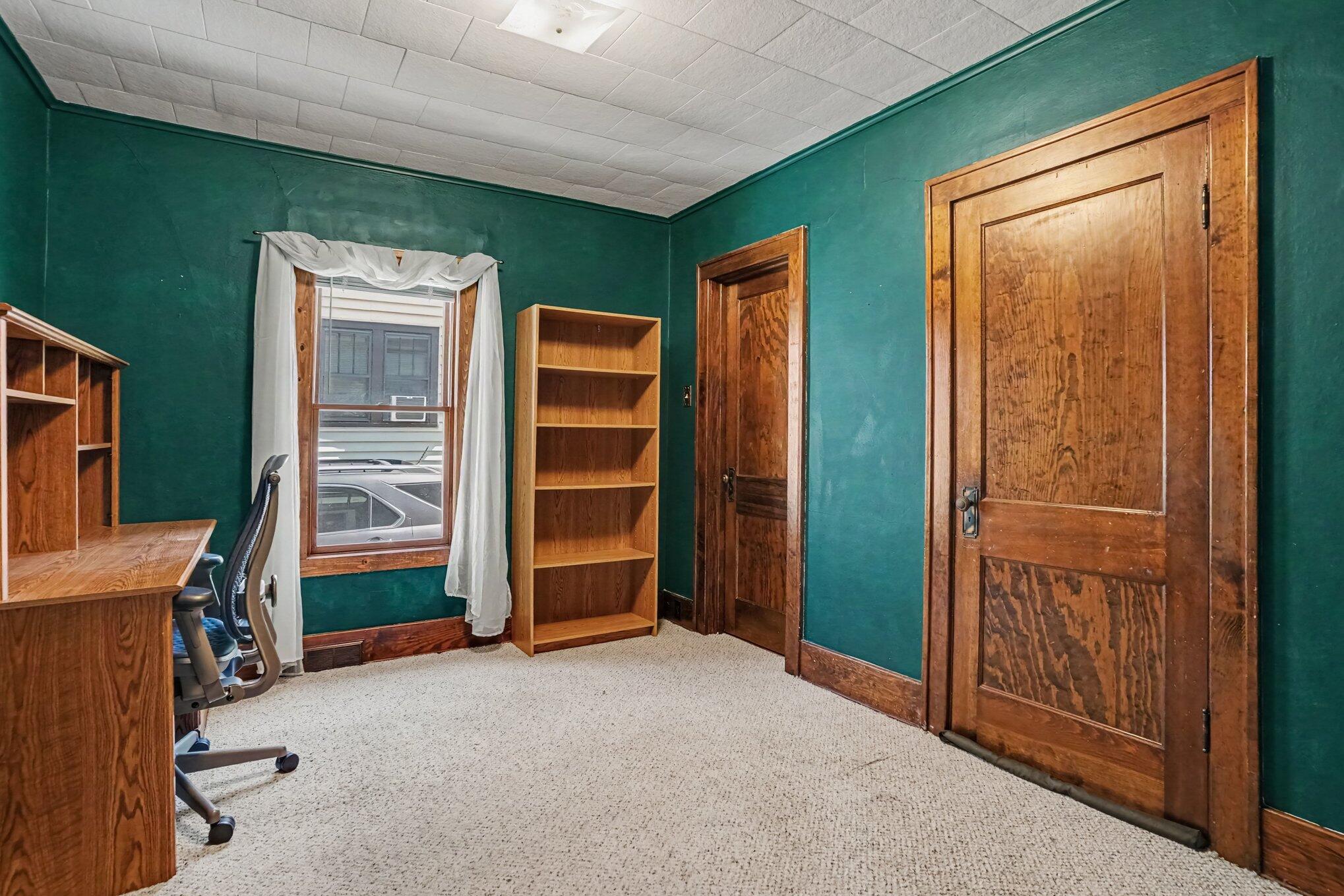 73 E 21st Street Holland MI 49423