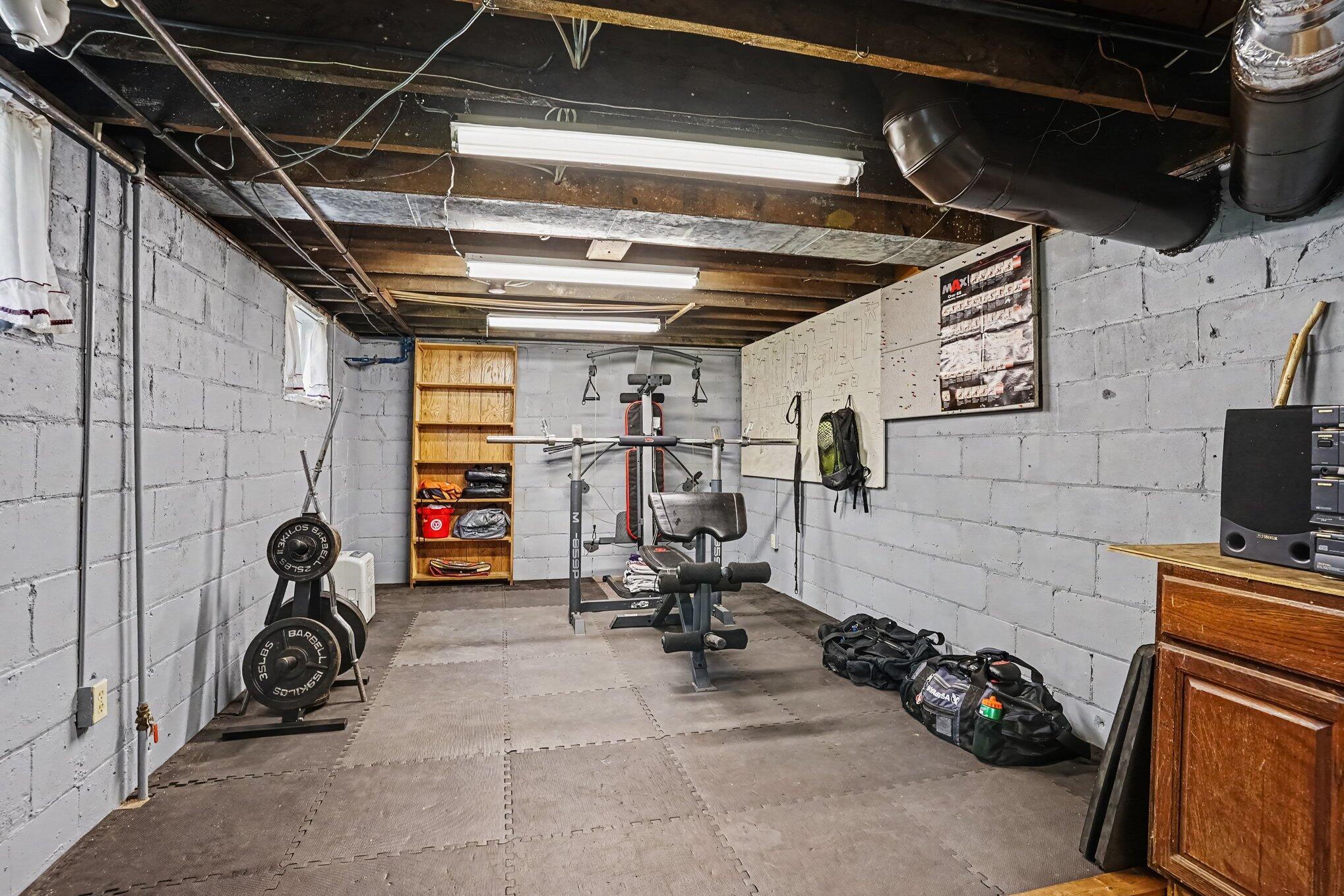73 E 21st Street Holland MI 49423