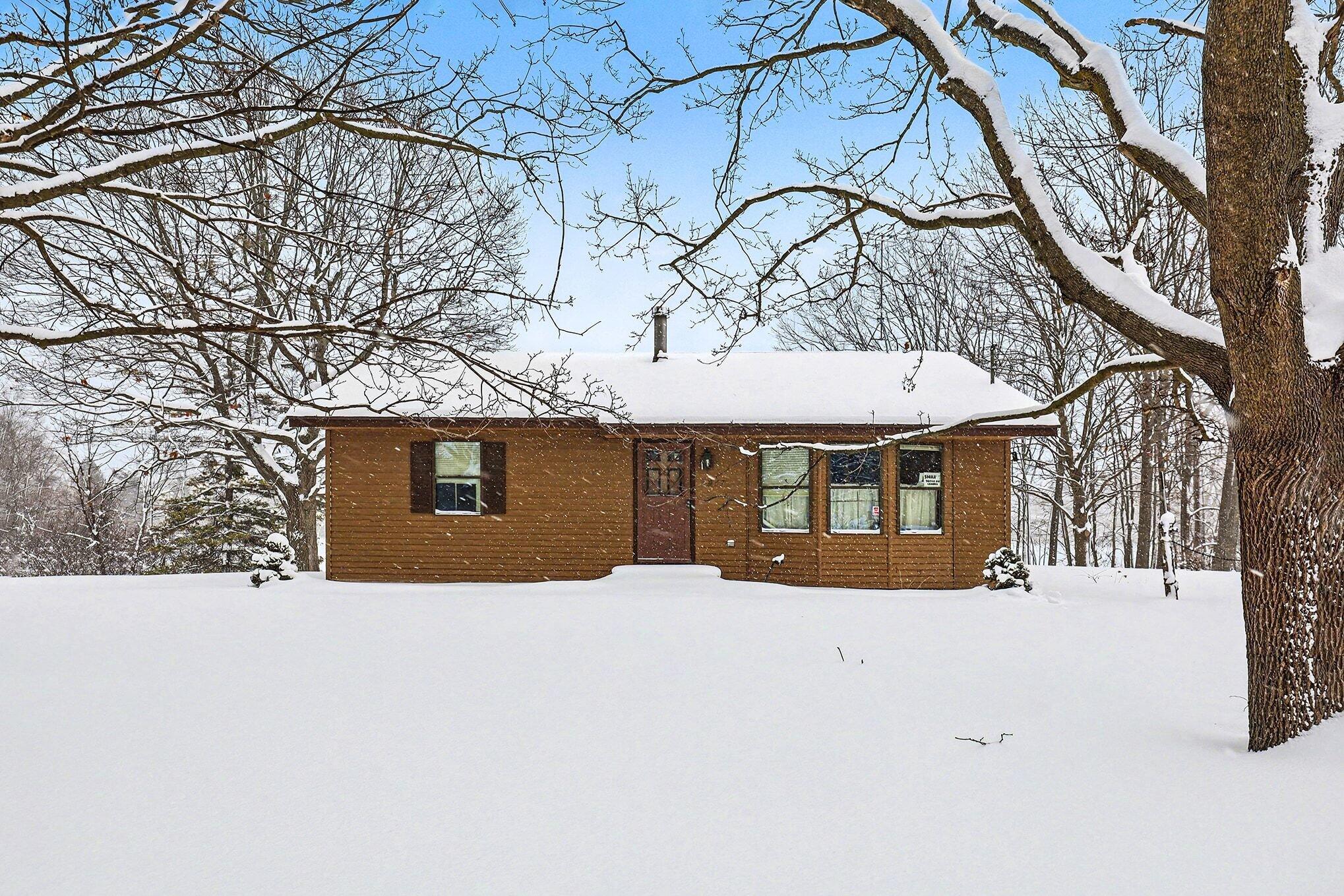 2967 Knapp Street NE Grand Rapids MI 49525