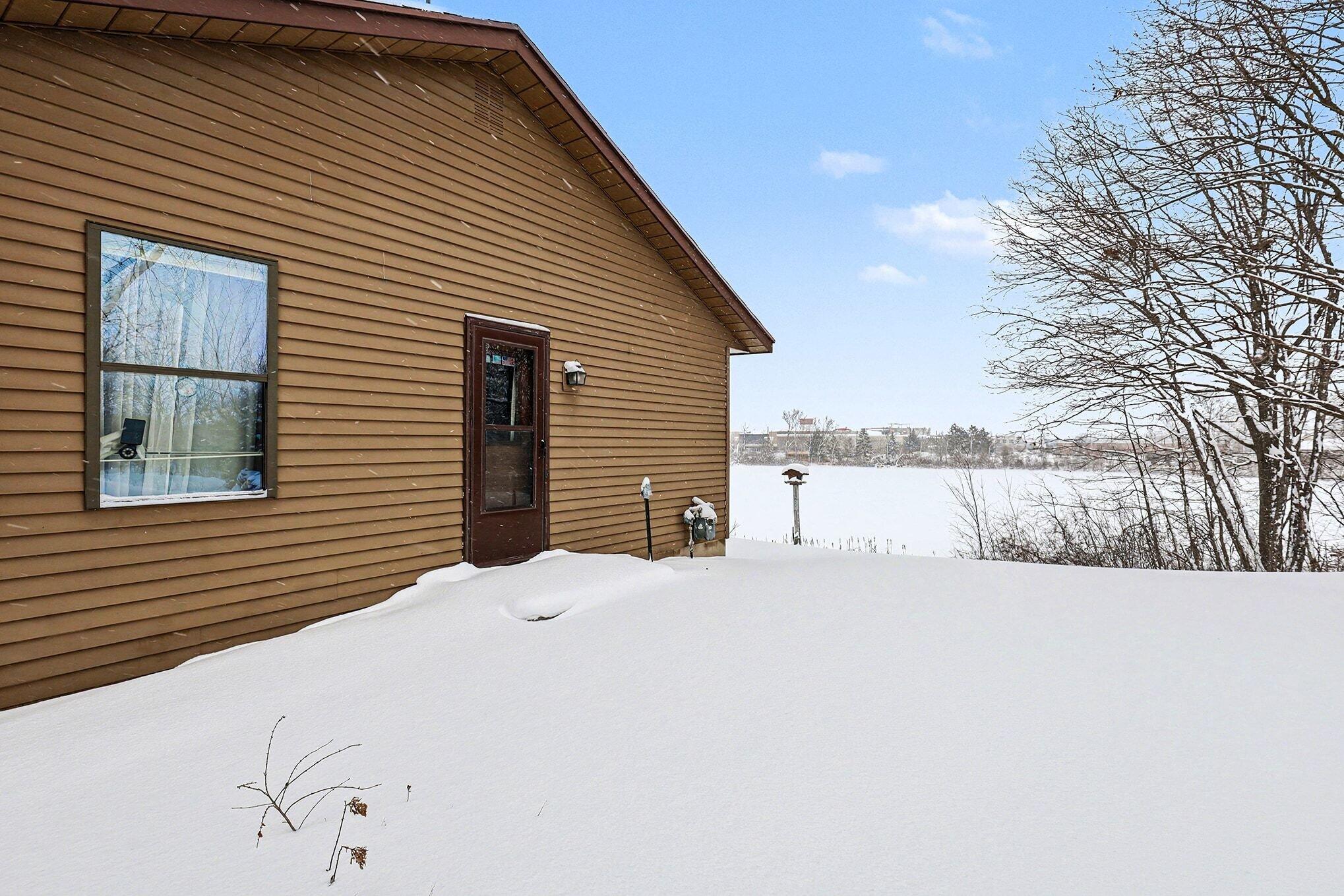 2967 Knapp Street NE Grand Rapids MI 49525