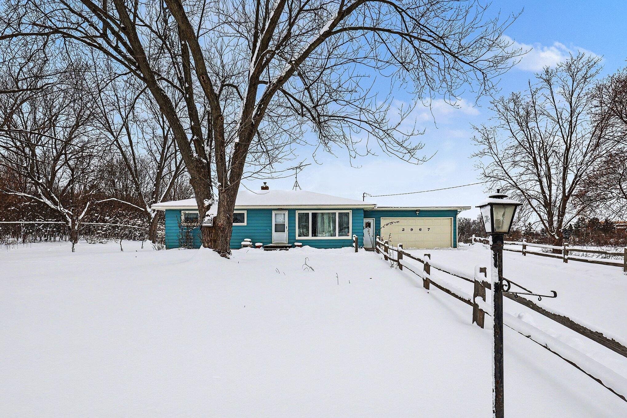 2967 Knapp Street NE Grand Rapids MI 49525
