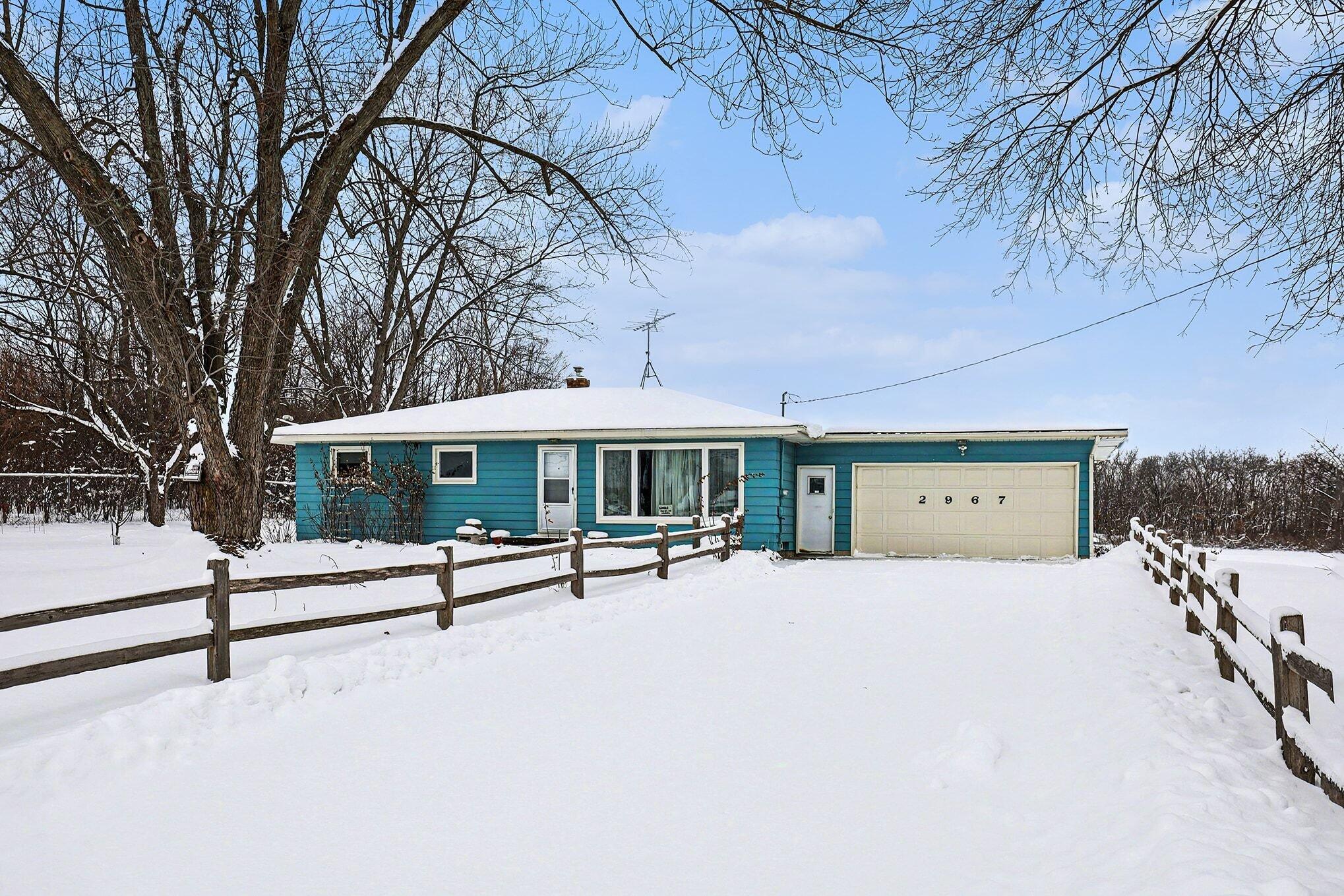2967 Knapp Street NE Grand Rapids MI 49525