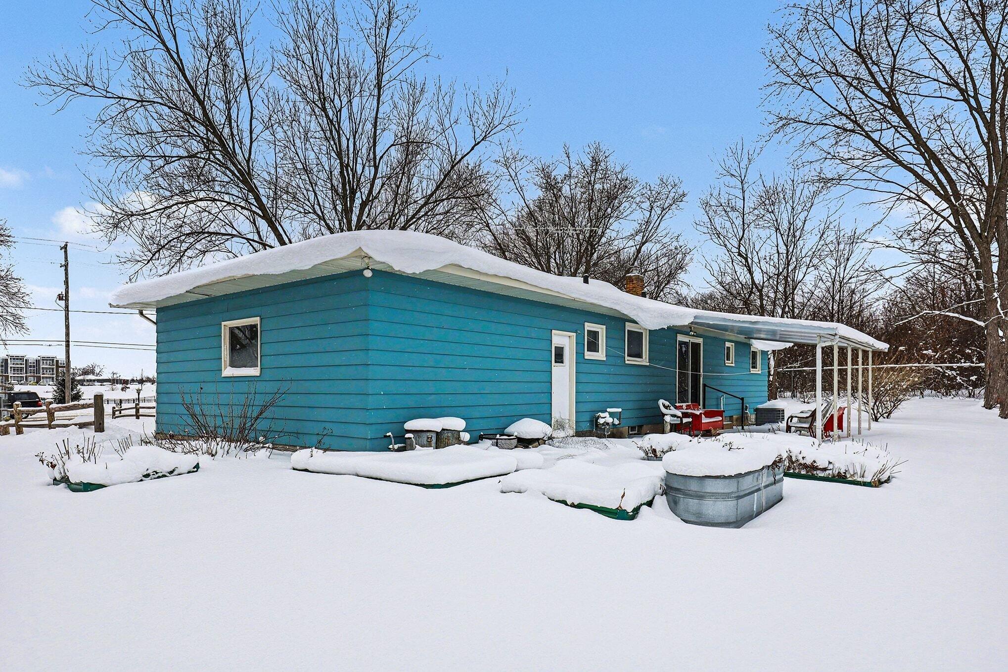 2967 Knapp Street NE Grand Rapids MI 49525