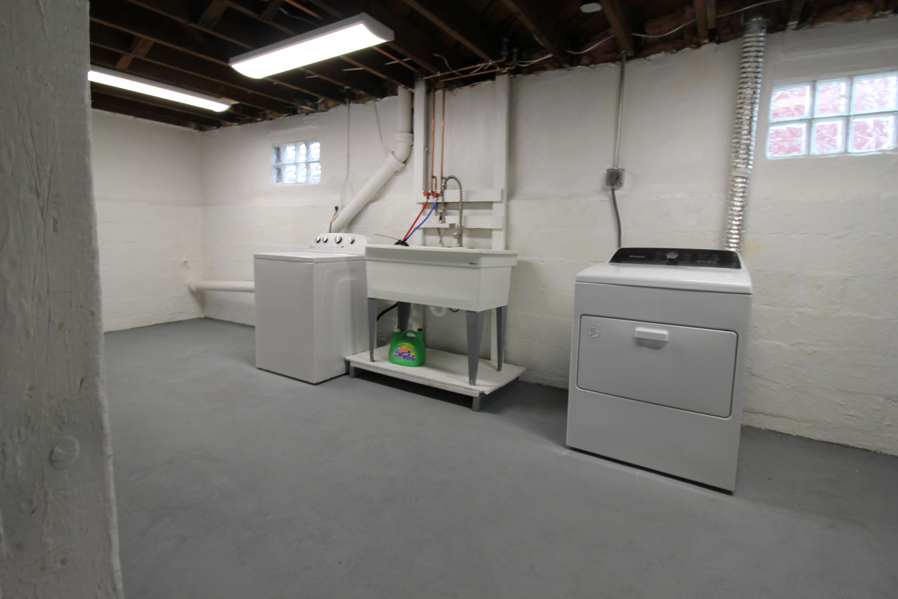 816 Stuart Avenue Kalamazoo MI 49007