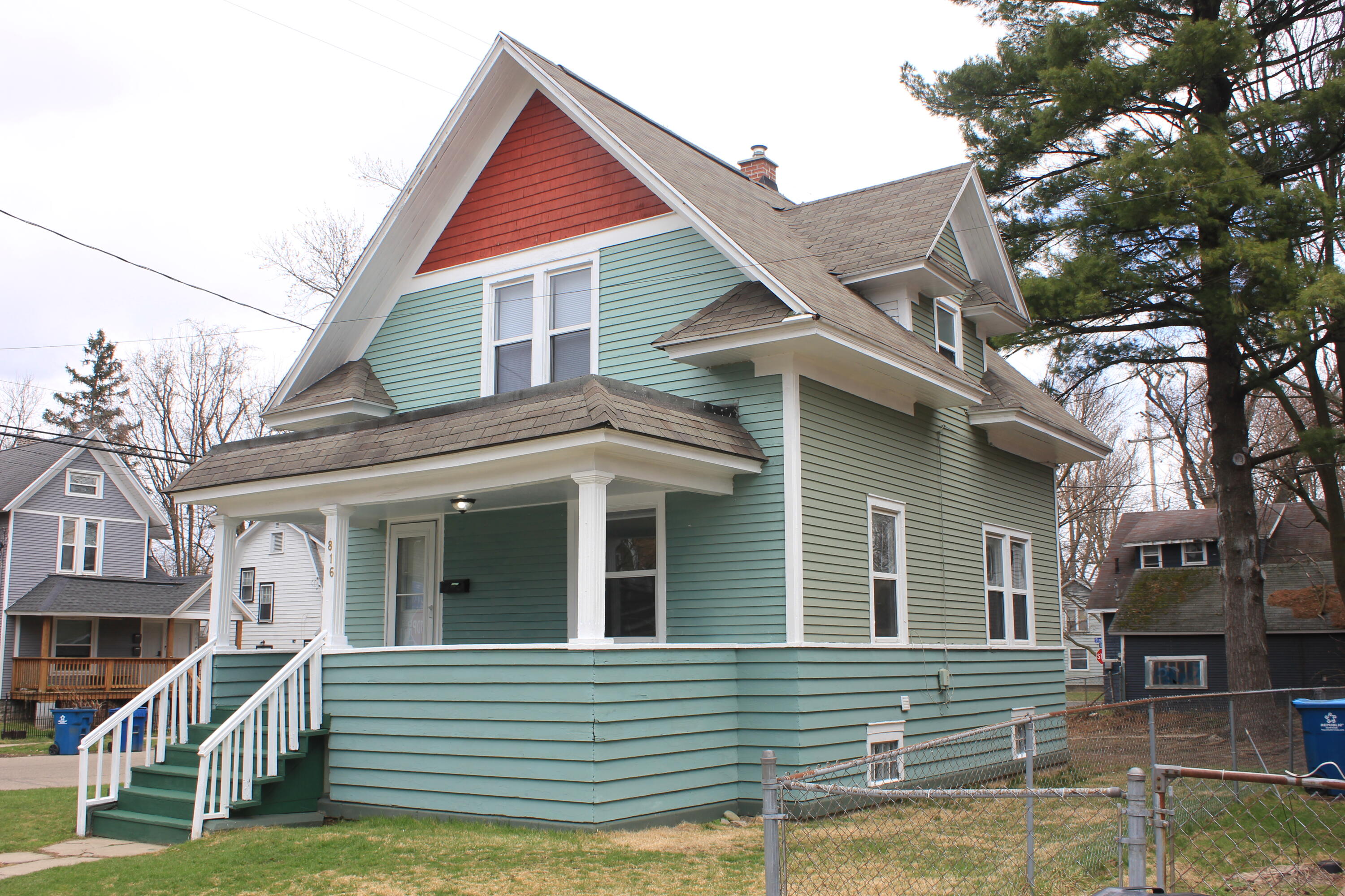 816 Stuart Avenue Kalamazoo MI 49007