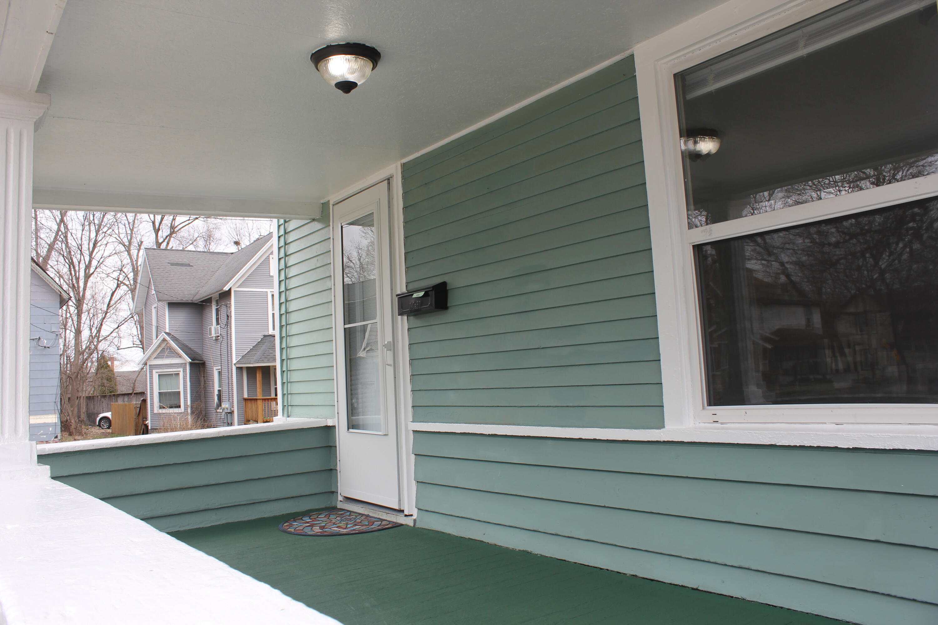 816 Stuart Avenue Kalamazoo MI 49007