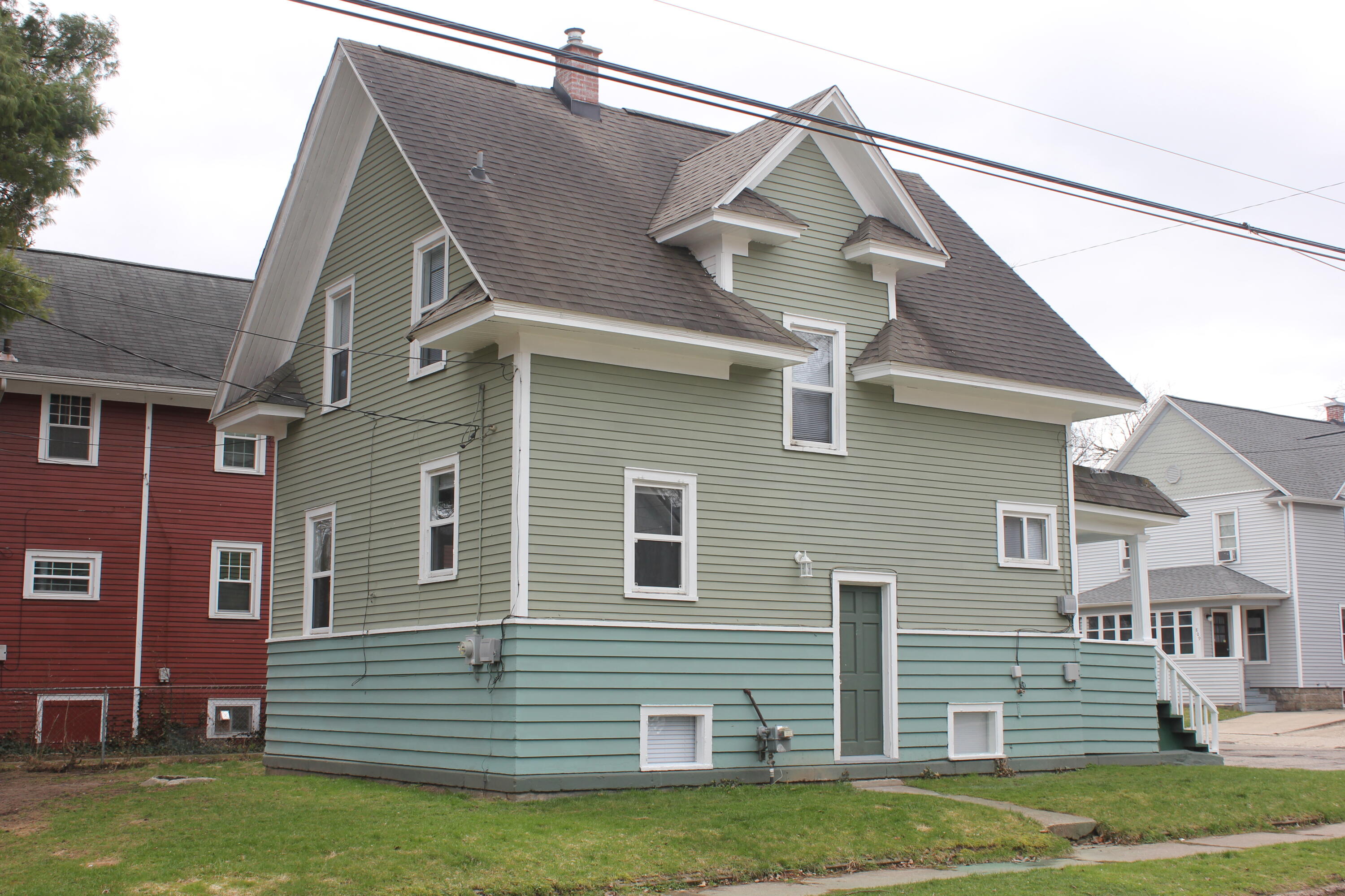 816 Stuart Avenue Kalamazoo MI 49007