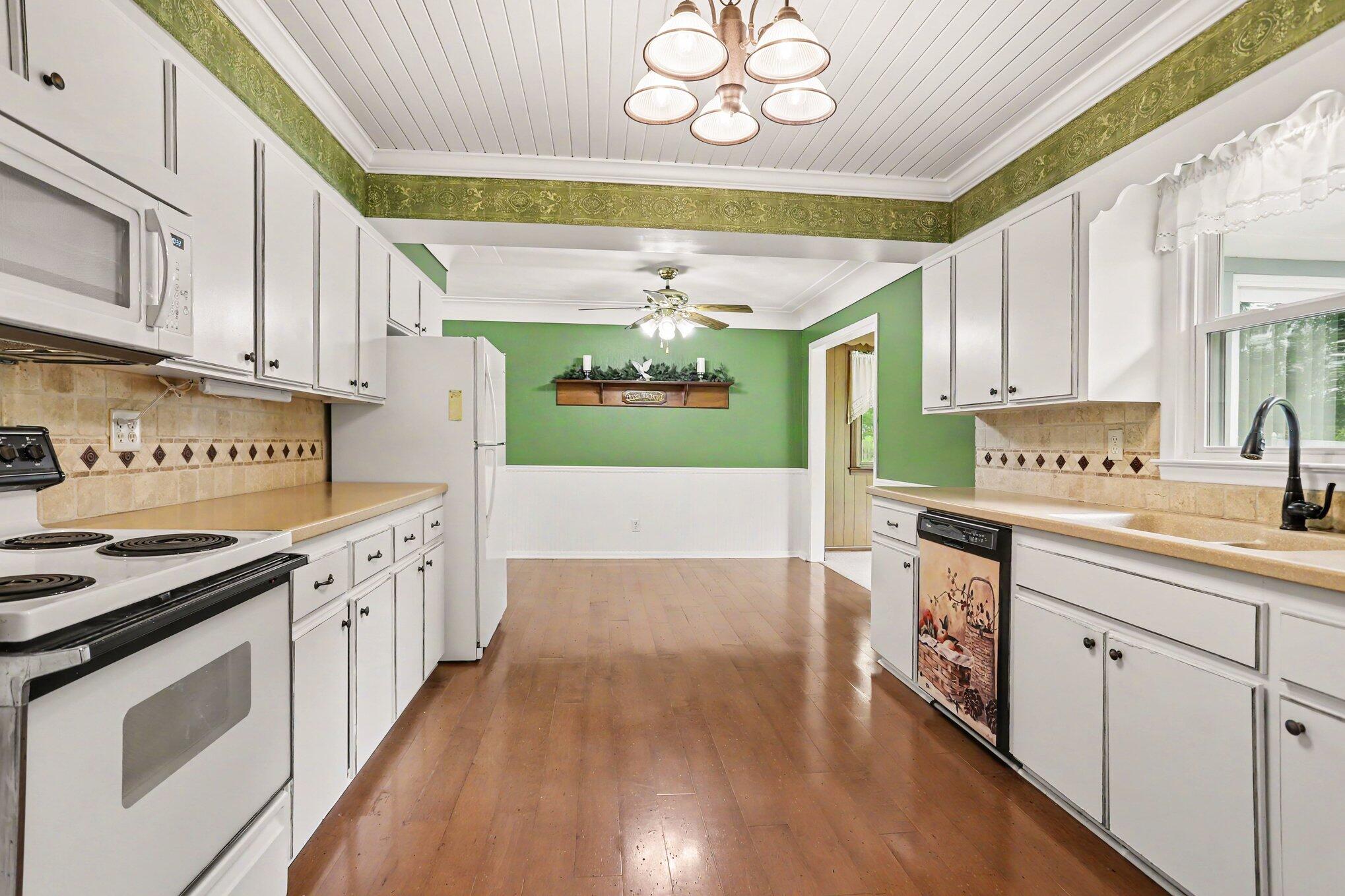 8904 Dolphin Street Portage MI 49024