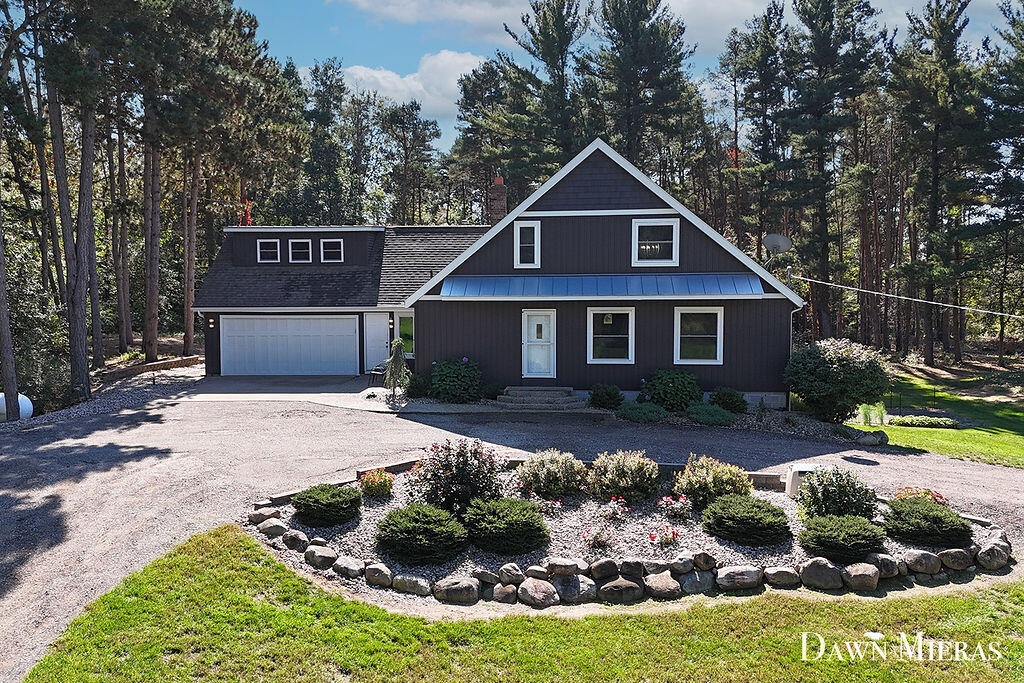 8384 Baldwin Street Zeeland MI 49464