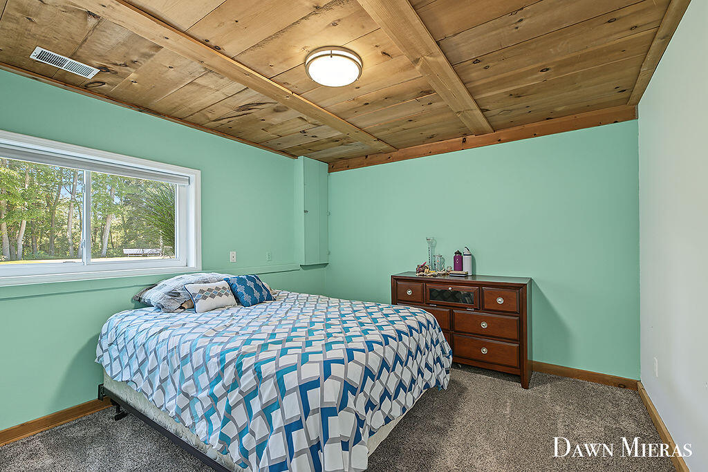 8384 Baldwin Street Zeeland MI 49464