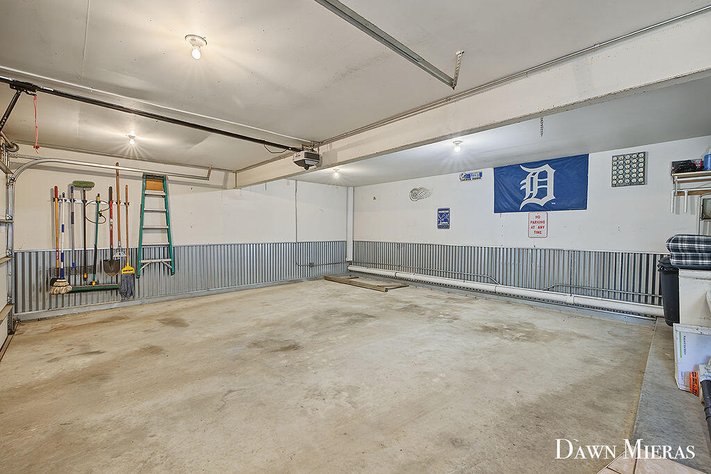 8384 Baldwin Street Zeeland MI 49464