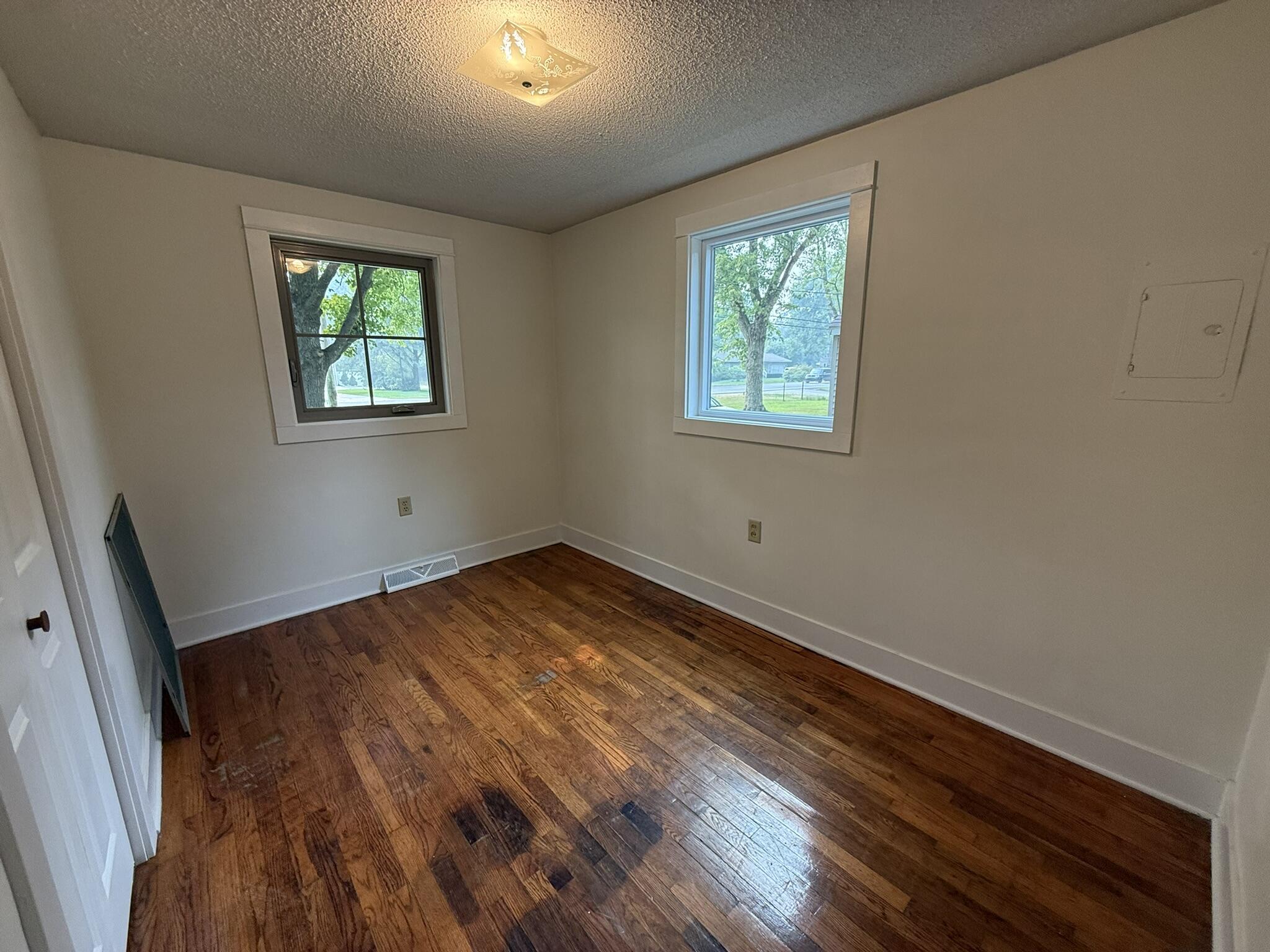 3616 S Sheridan Drive Muskegon MI 49444