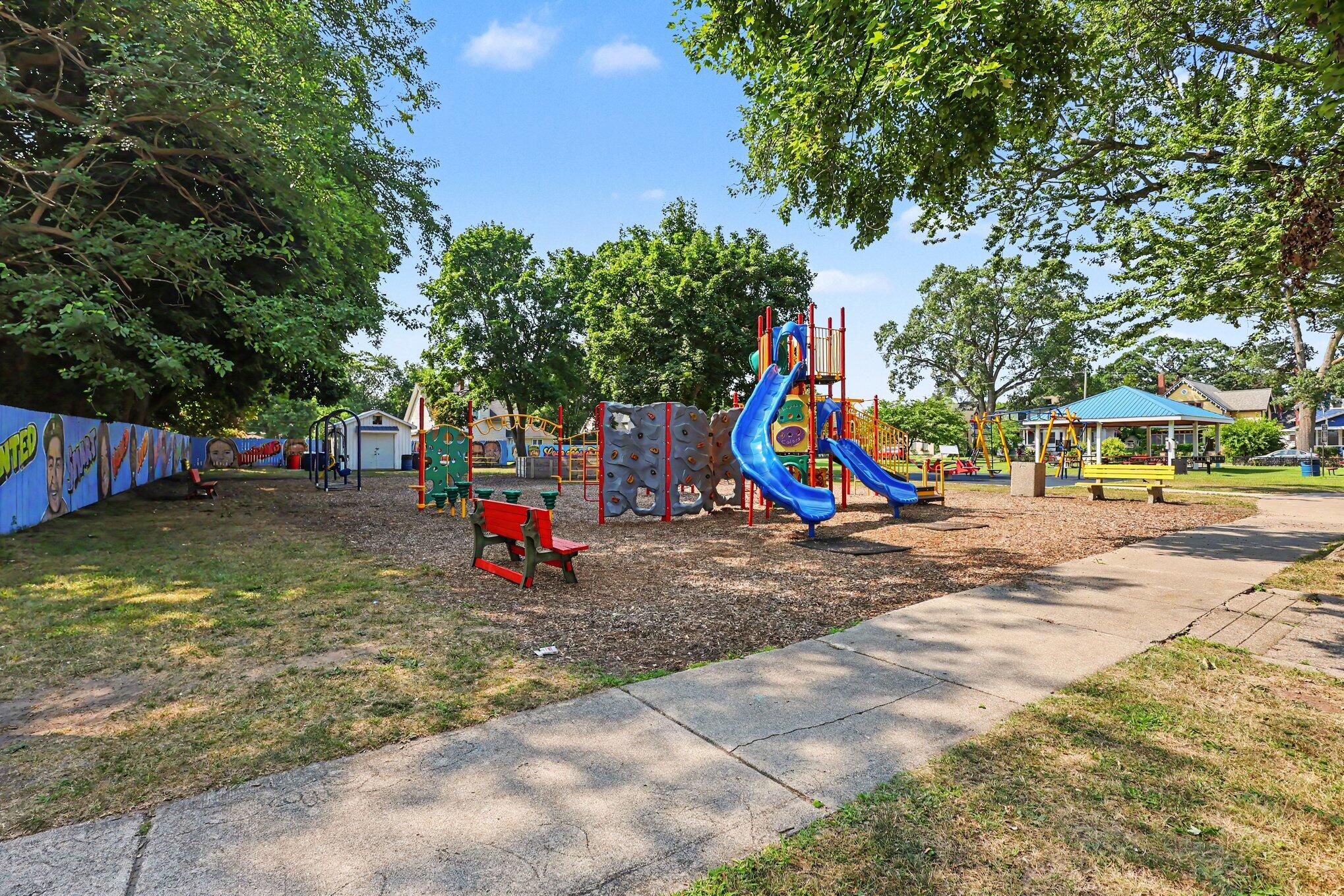 190 E Isabella Avenue Muskegon MI 49442
