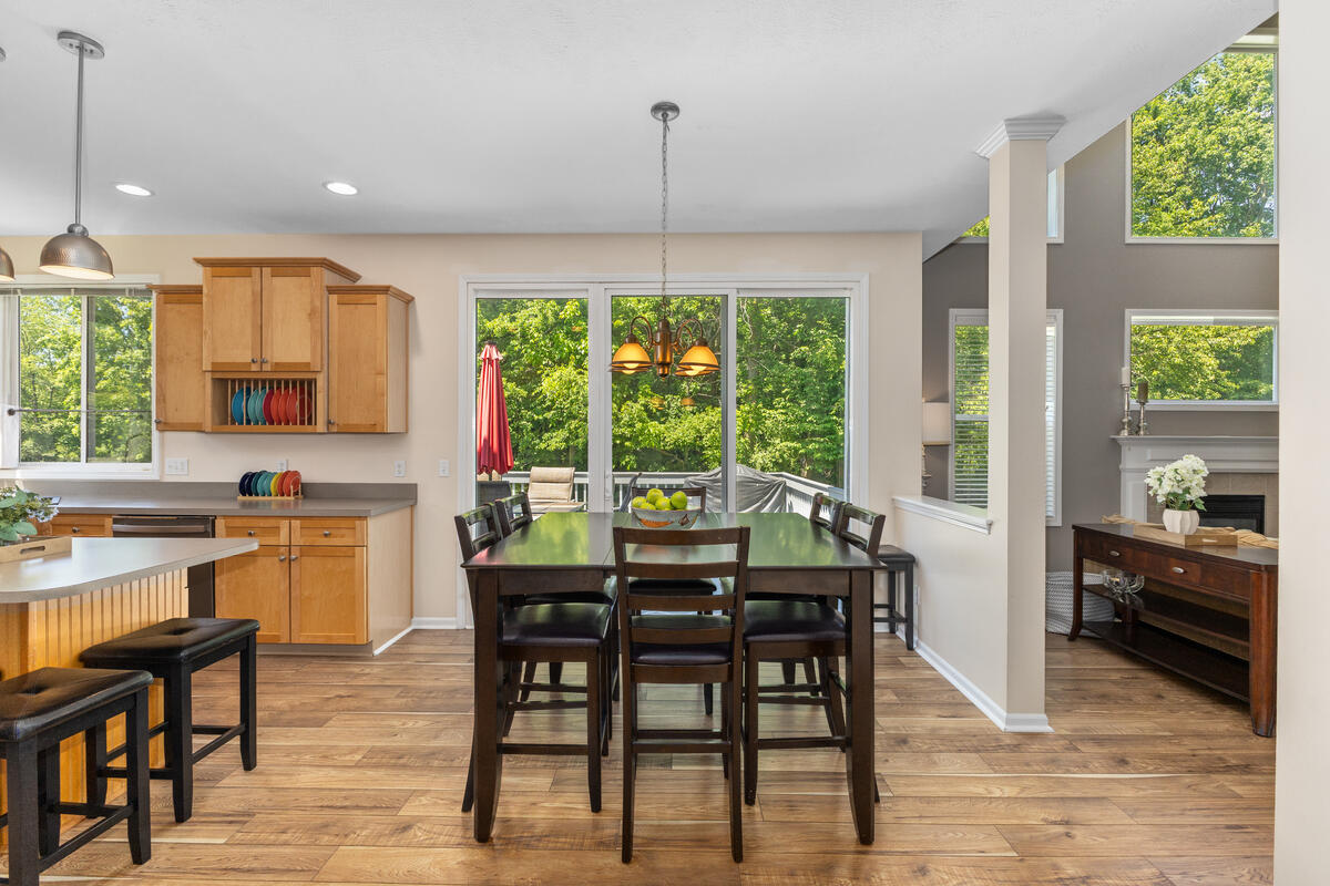 3457 N Meadow Grove Drive SE Grand Rapids MI 49512