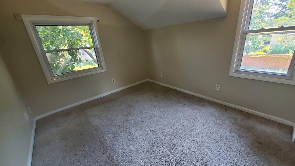 2569 Harding Avenue Muskegon MI 49441