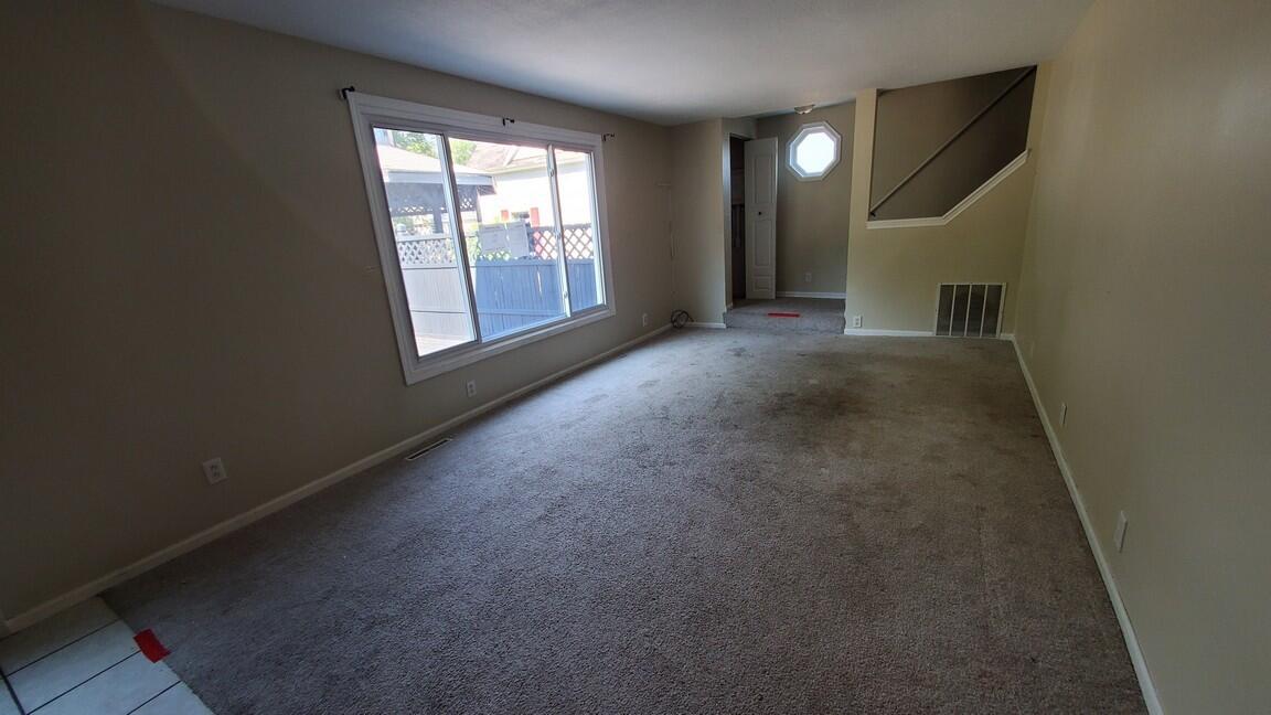 2569 Harding Avenue Muskegon MI 49441