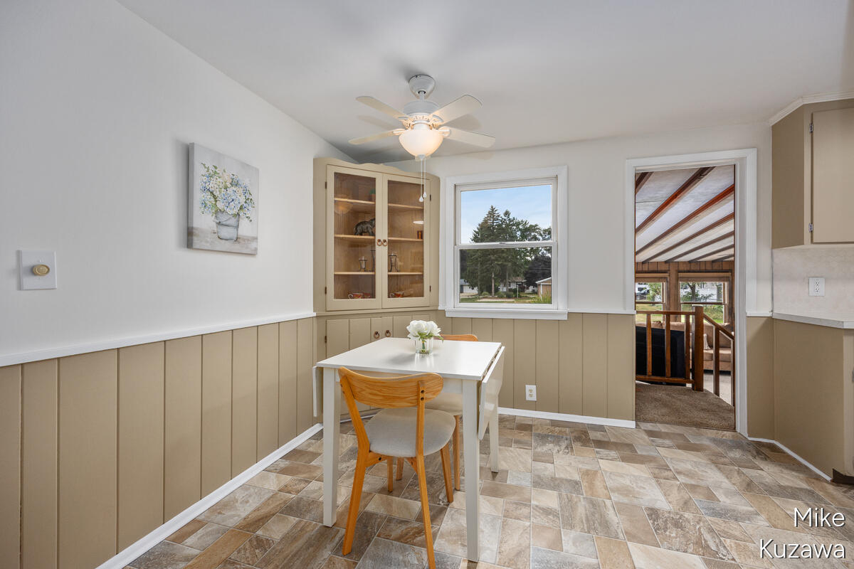 3901 Suburban Shores Drive NE Grand Rapids MI 49525