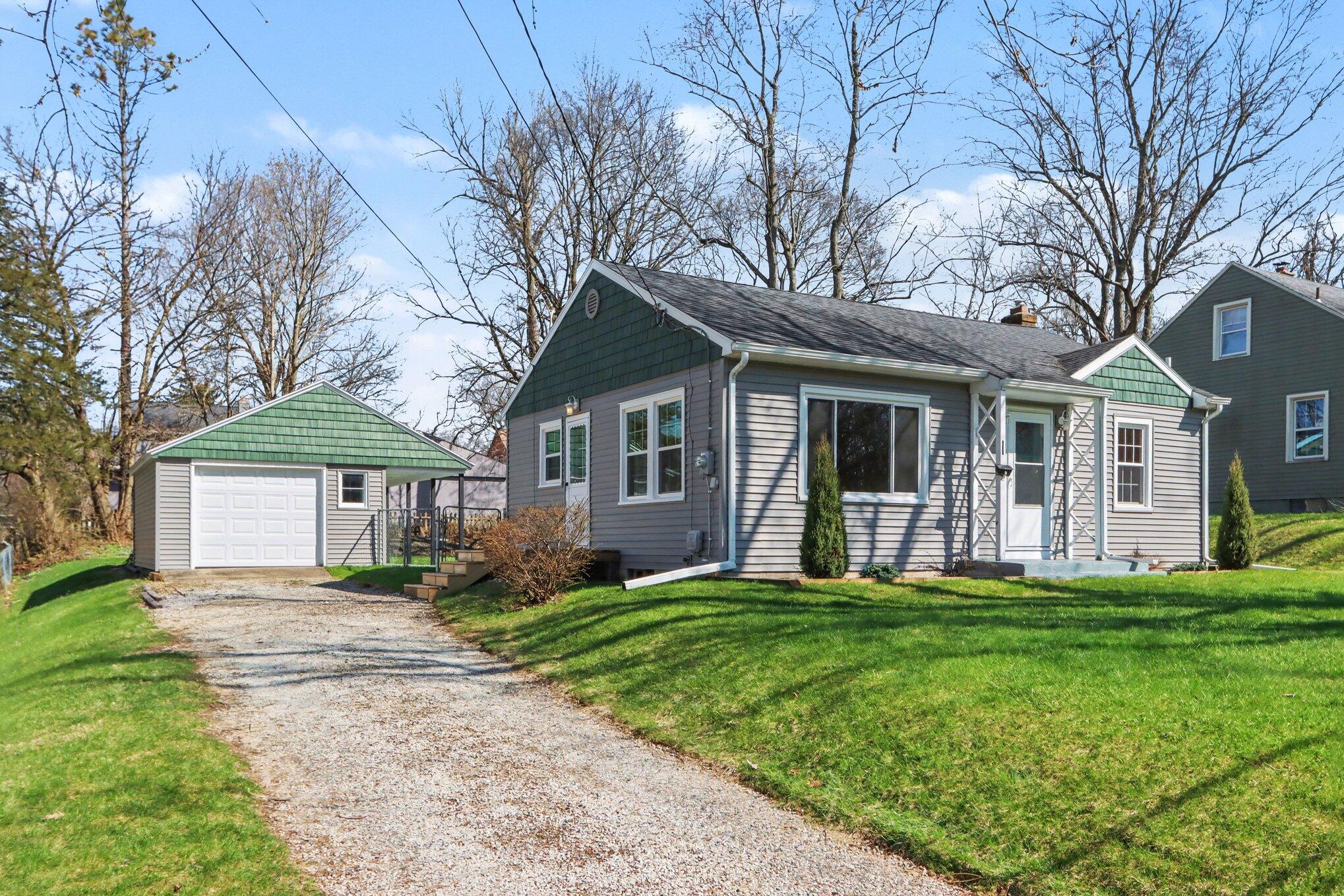 1728 Texel Drive Kalamazoo MI 49004