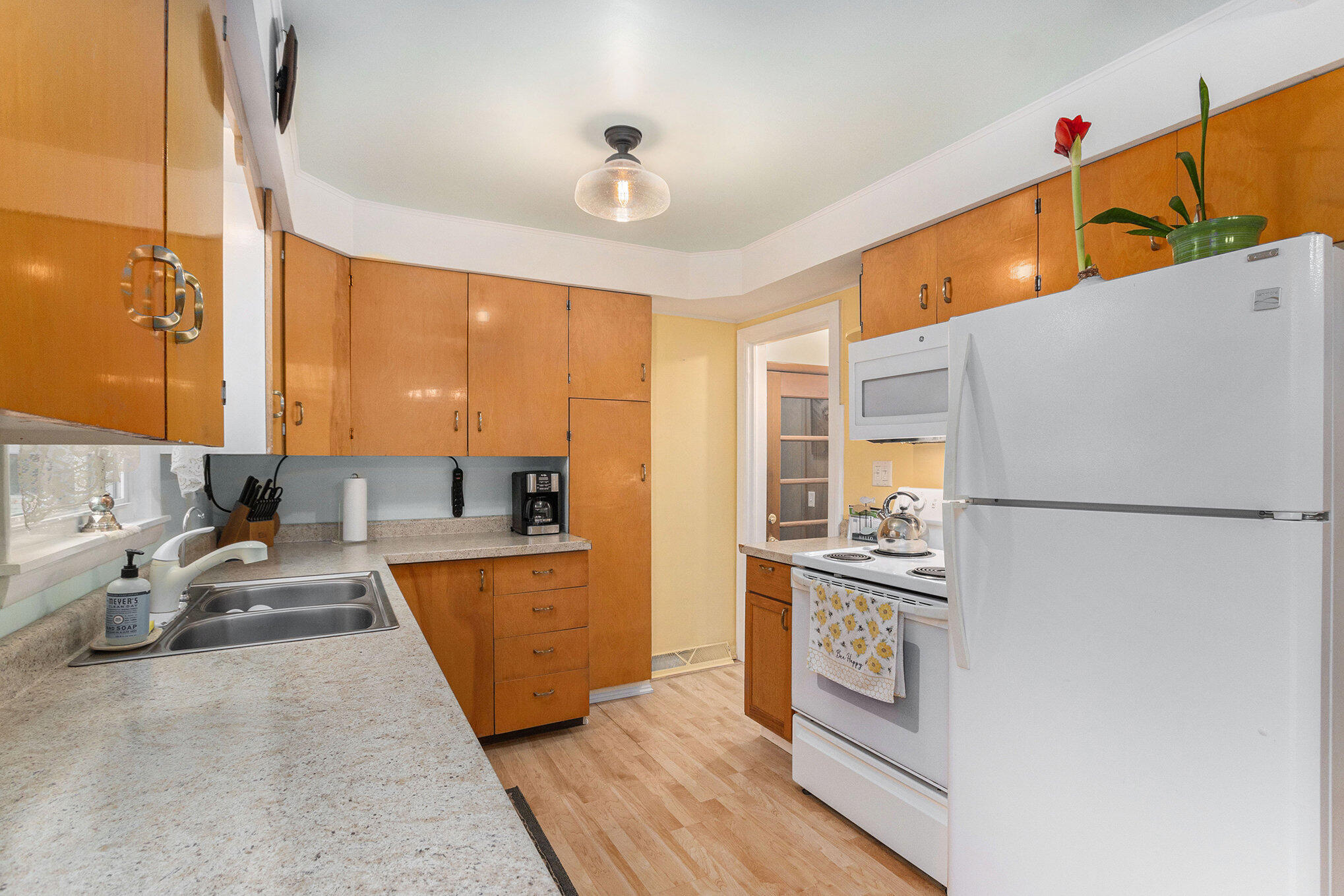 4104 Nazareth Road Kalamazoo MI 49004