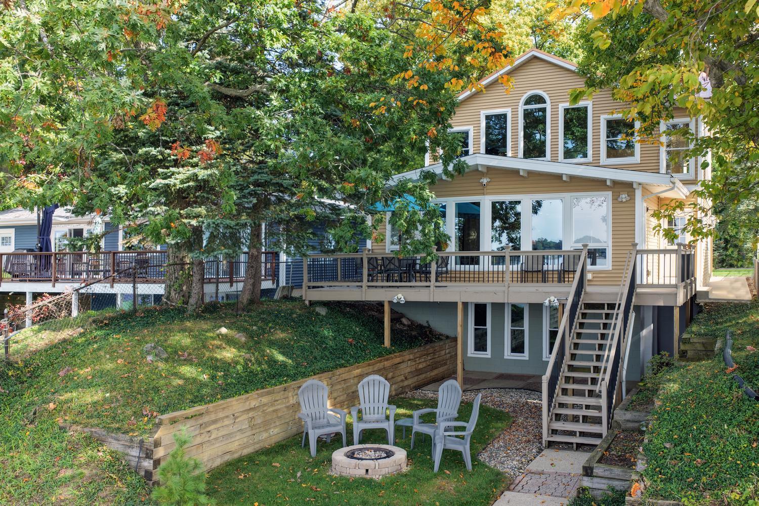 1724 Forest Drive Portage MI 49002