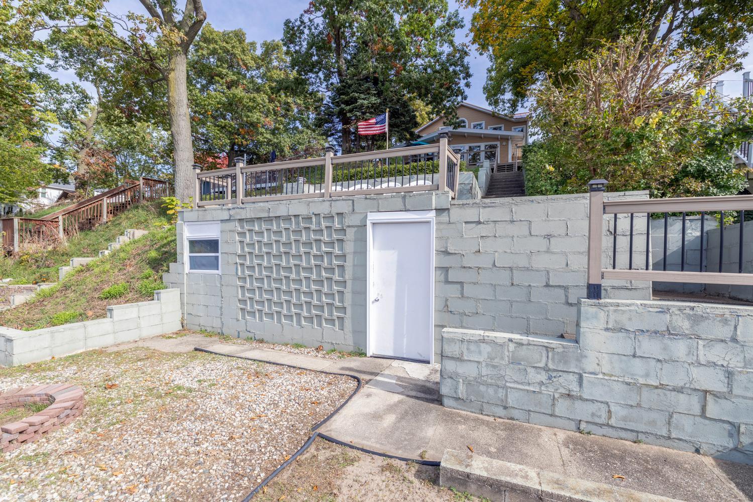 1724 Forest Drive Portage MI 49002