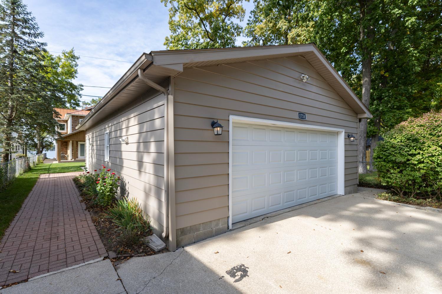 1724 Forest Drive Portage MI 49002