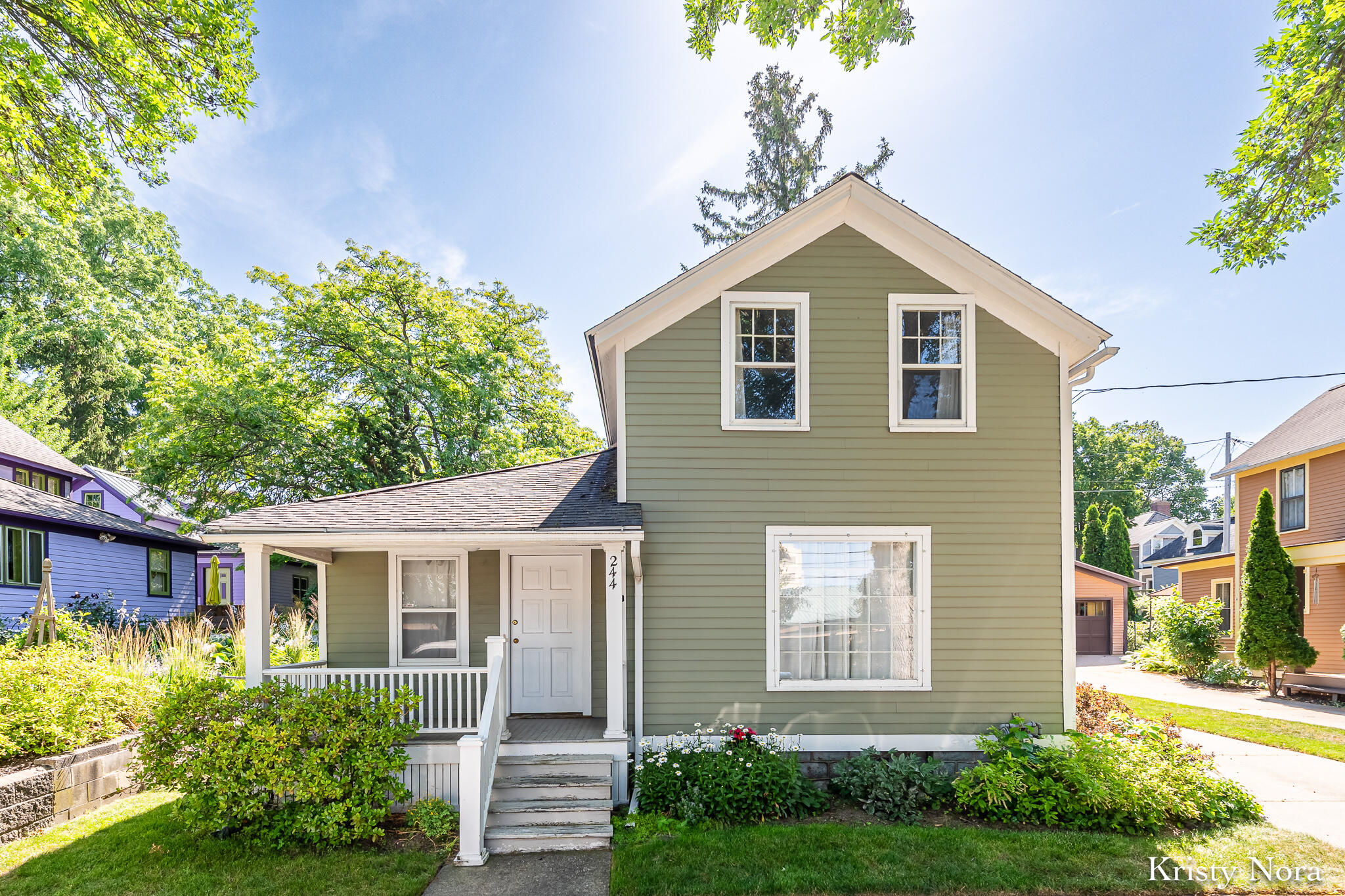 244 SE Prospect Avenue SE Grand Rapids MI 49503