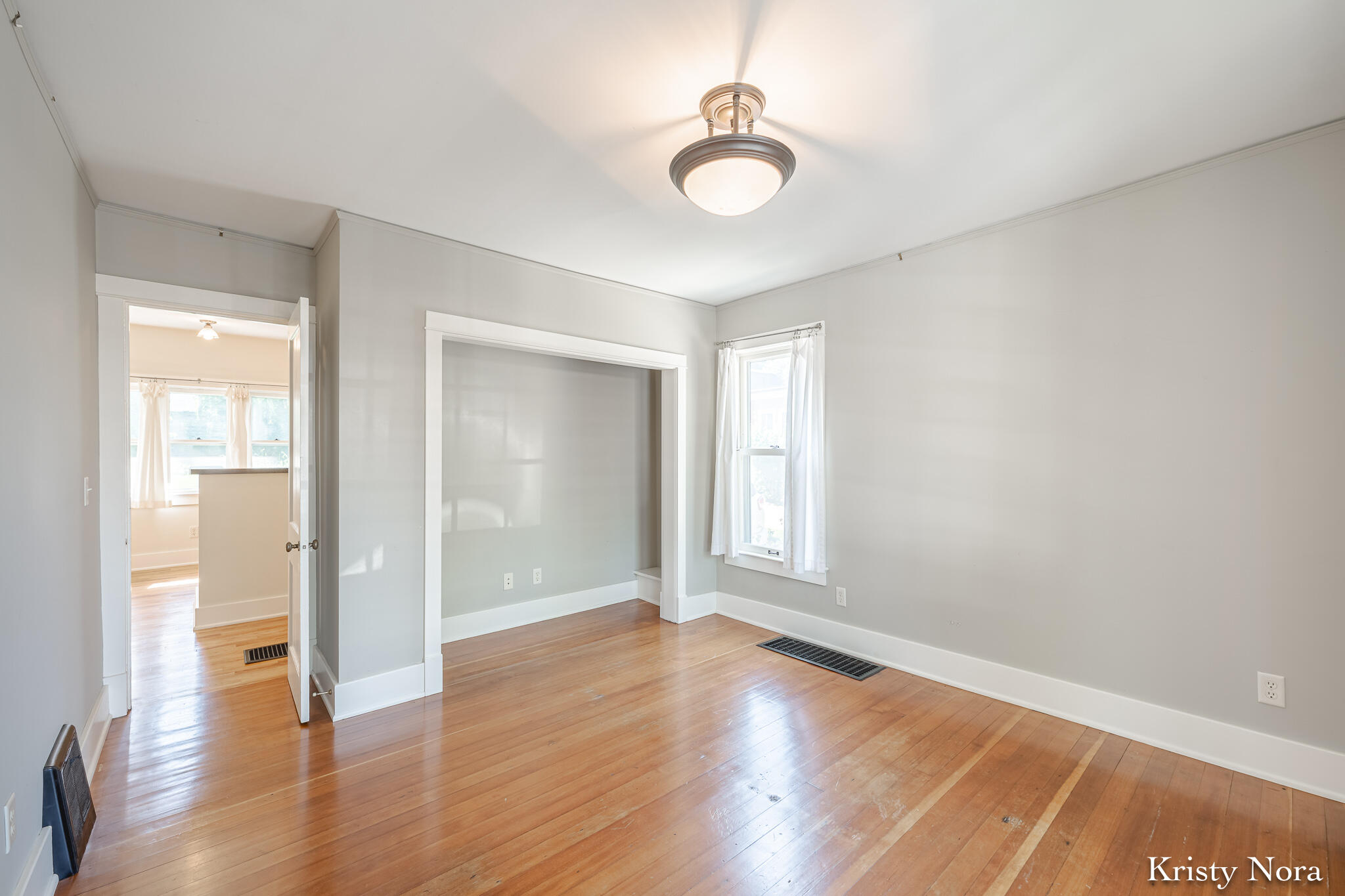 244 SE Prospect Avenue SE Grand Rapids MI 49503