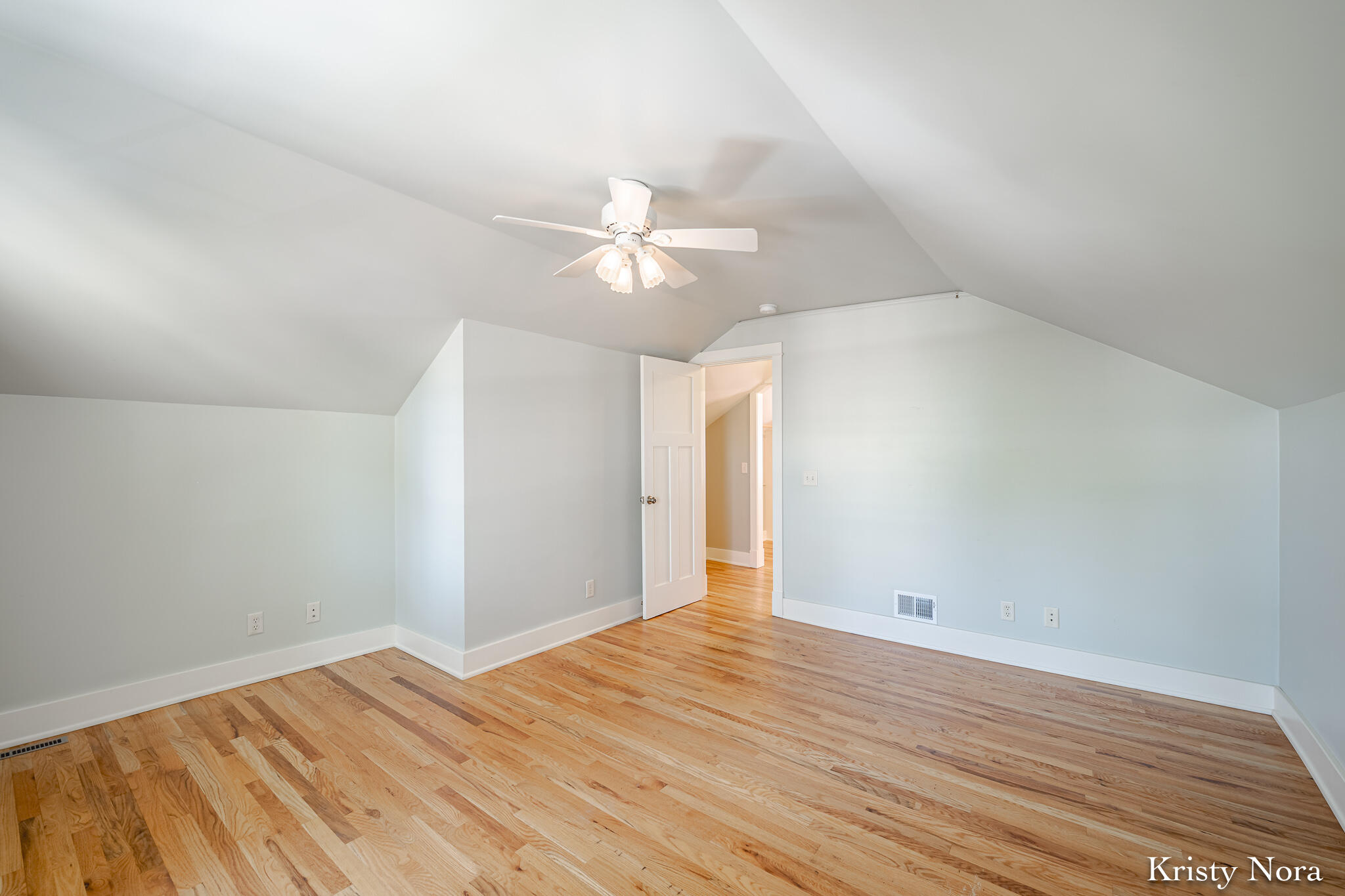 244 SE Prospect Avenue SE Grand Rapids MI 49503