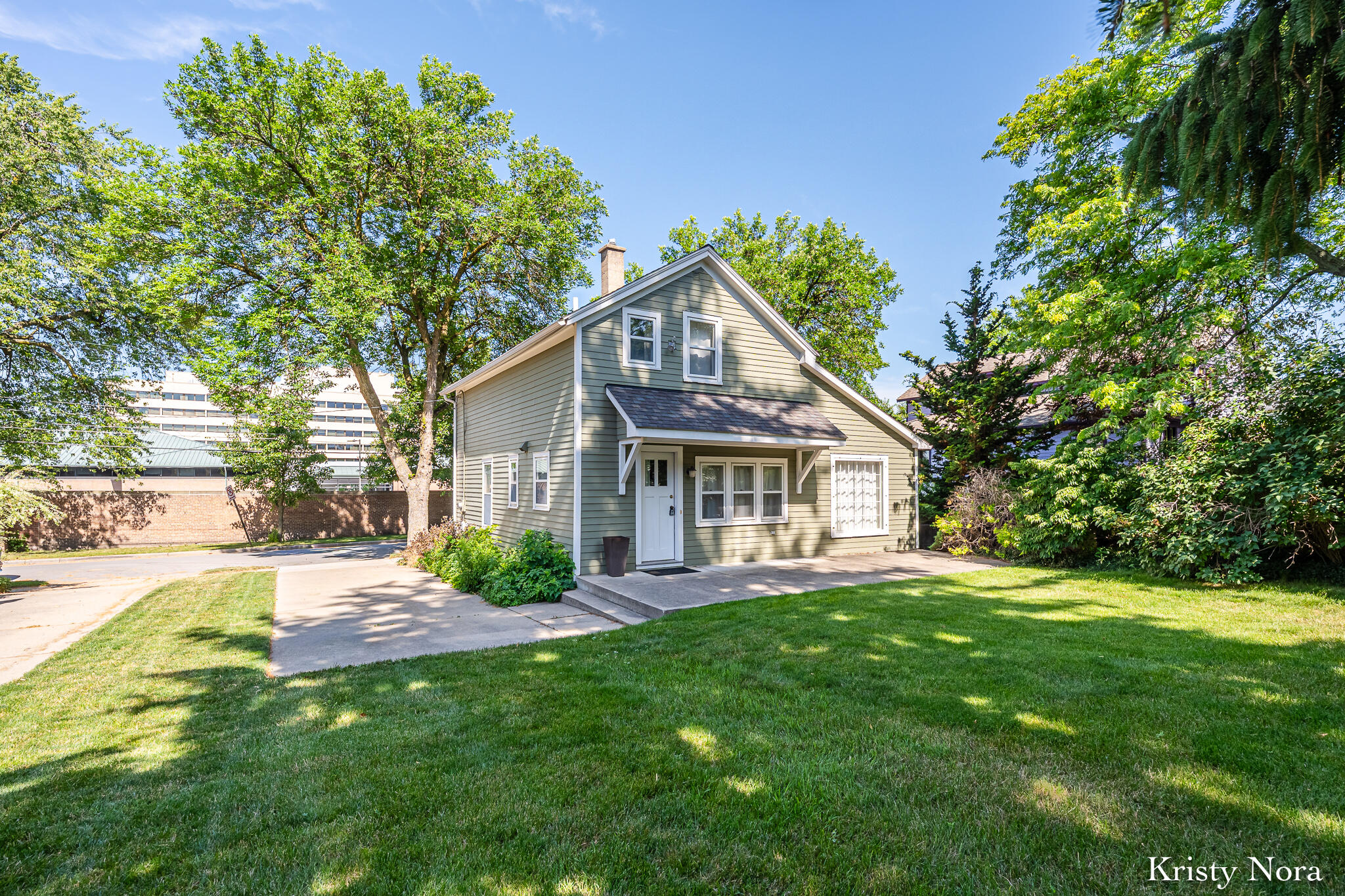 244 SE Prospect Avenue SE Grand Rapids MI 49503